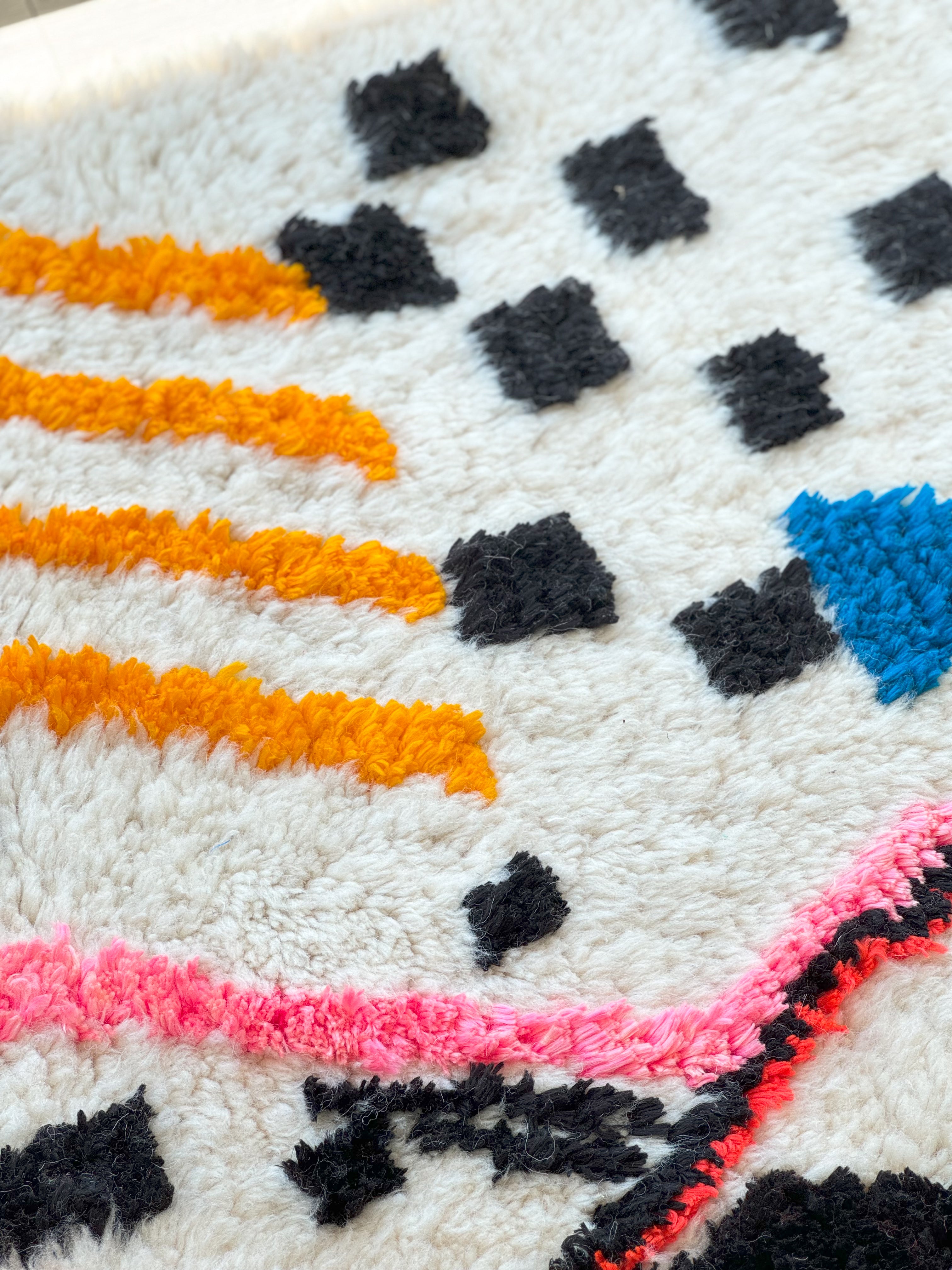 Colorful Berber carpet - n°1081