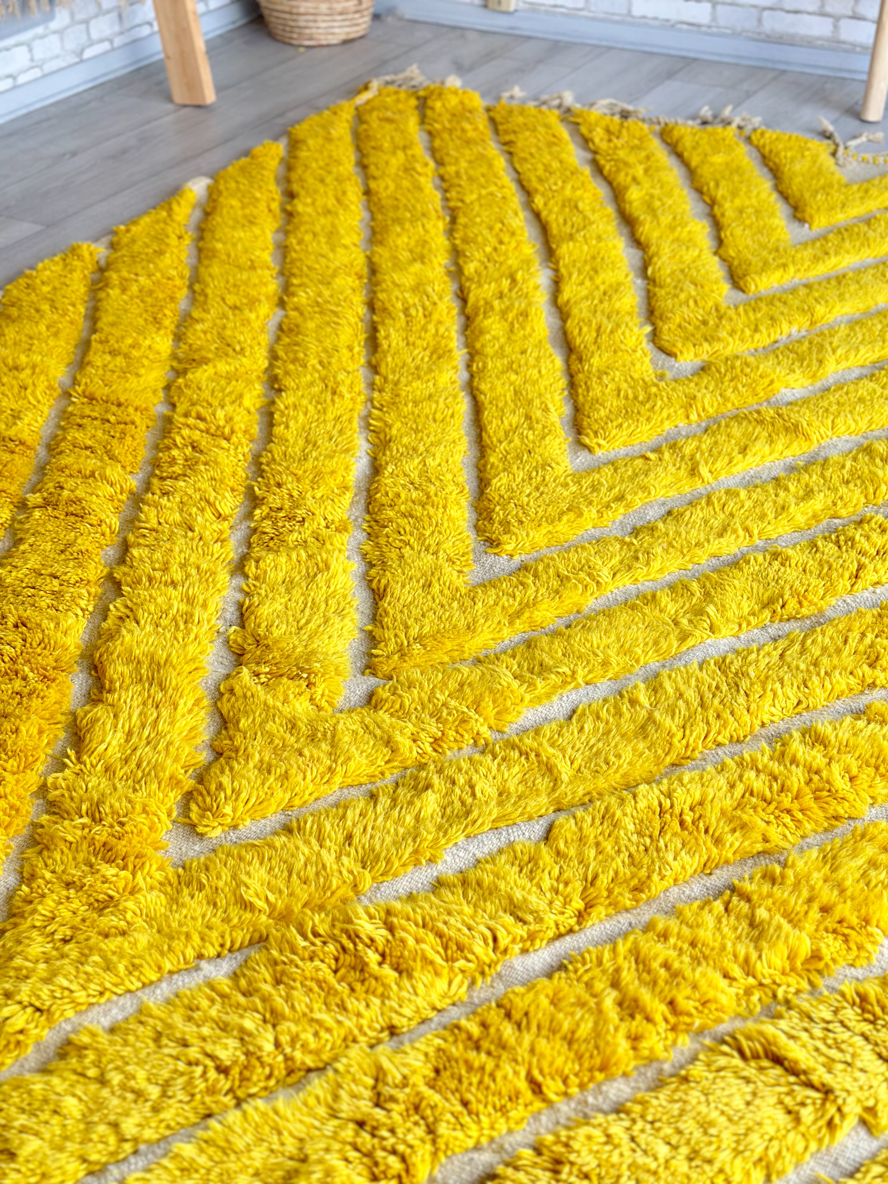 Yellow Berber carpet, colorful Beni Ouarain - n°685