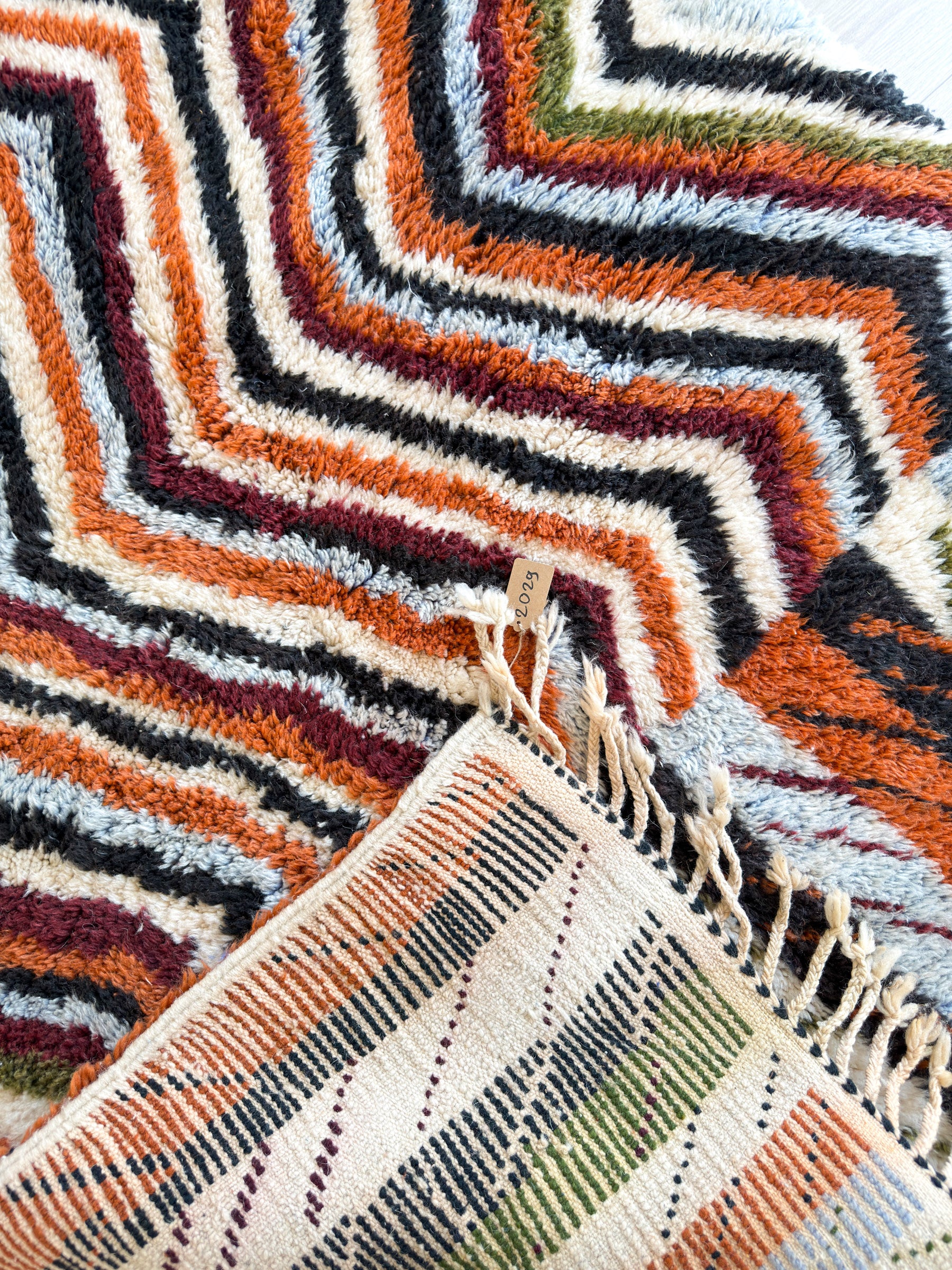 Colorful Berber rug 150 x 215 cm - no. 2029