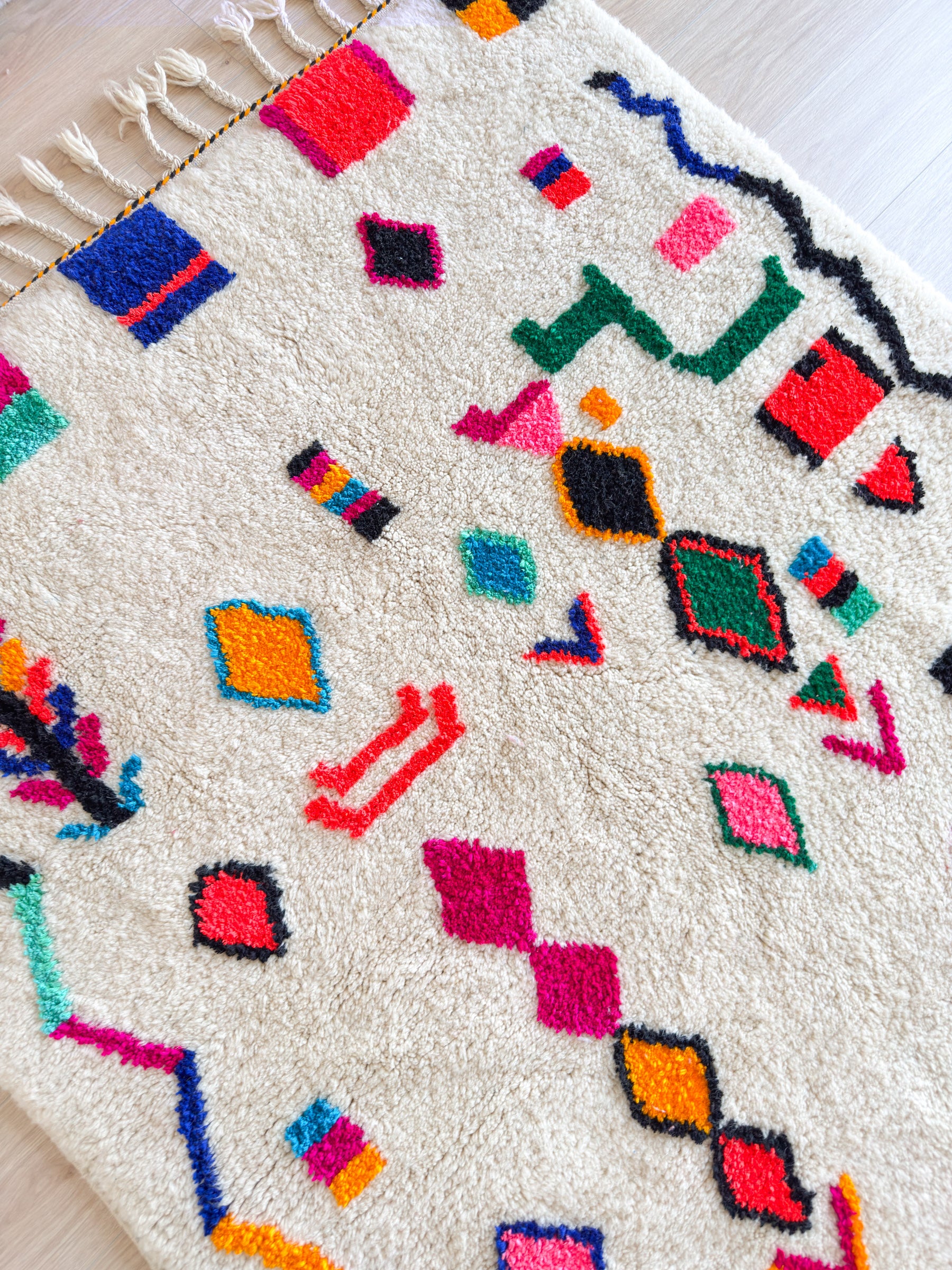 Colorful Berber rug 150 x 275 cm - no. 2076
