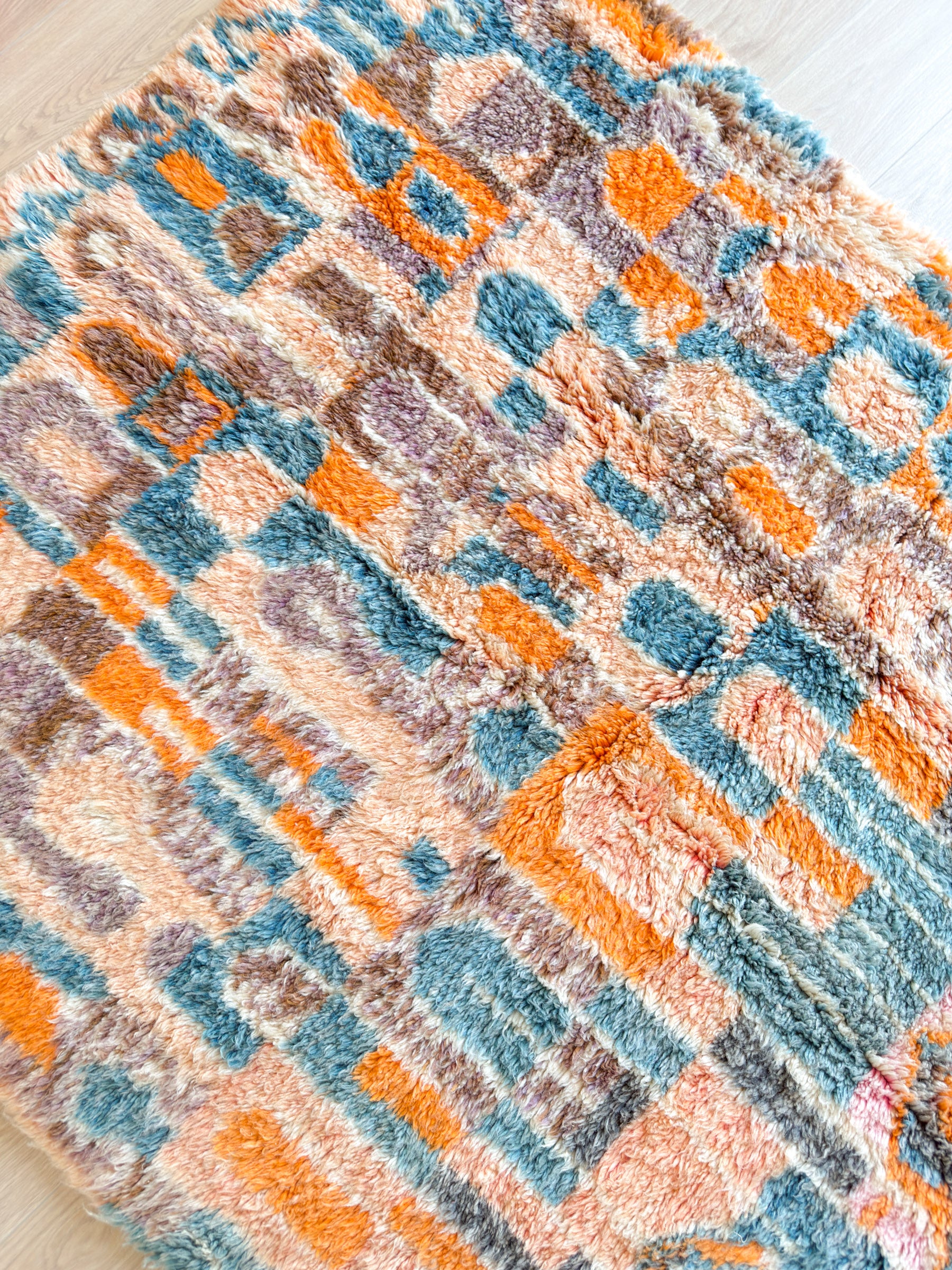 Colorful Berber rug 157 x 253 cm - no. 2032