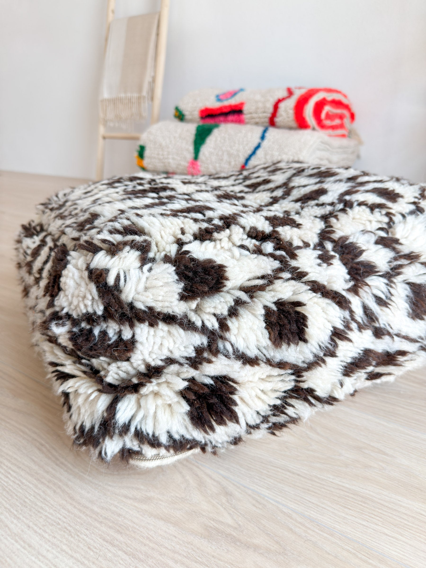 Pouf Marocain, pouf berbère coloré - 60 x 60 cm - n°40