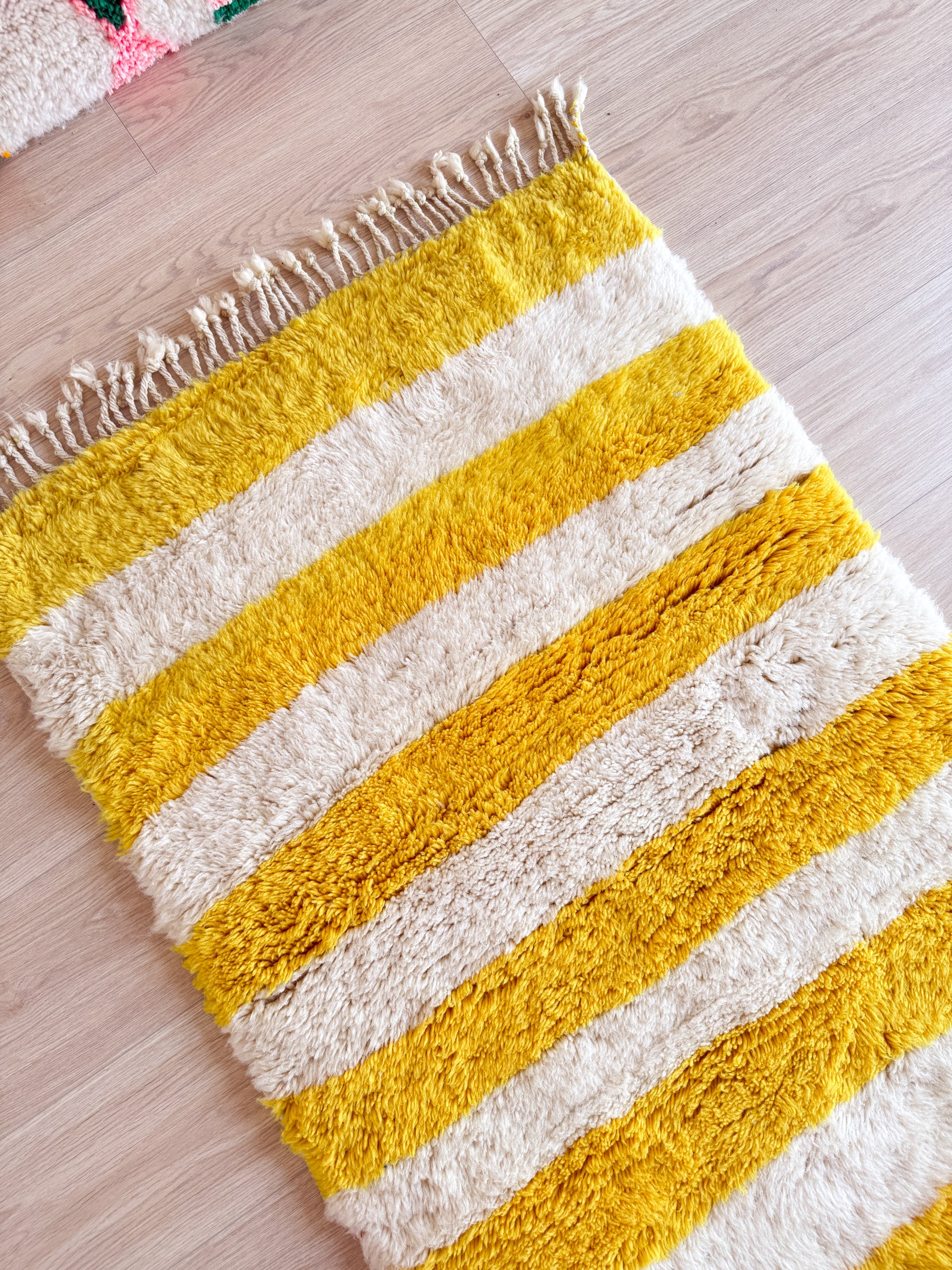 Colorful Berber rug 83 x 133 cm - n°1916