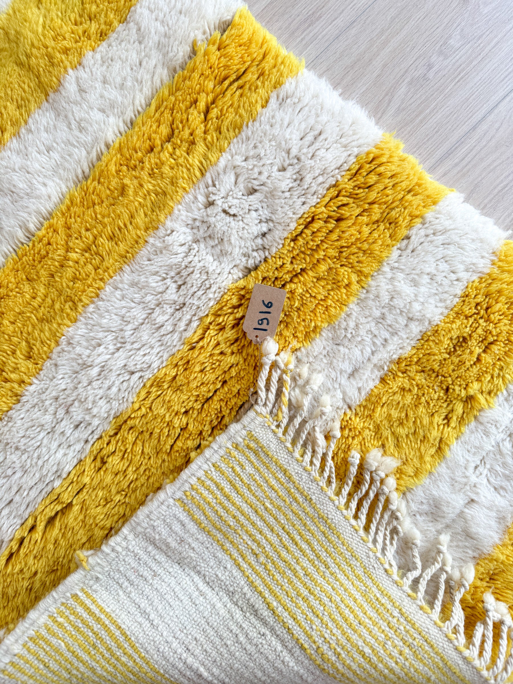 Colorful Berber rug 83 x 133 cm - n°1916