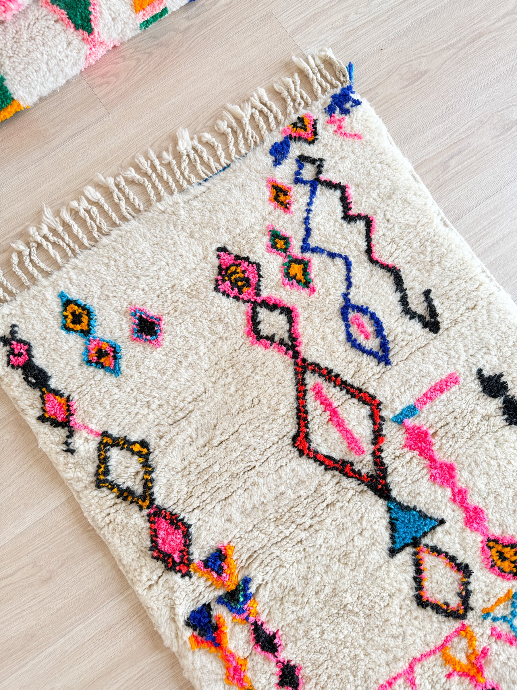 Colorful Berber rug 87 x 141 cm - n°1915