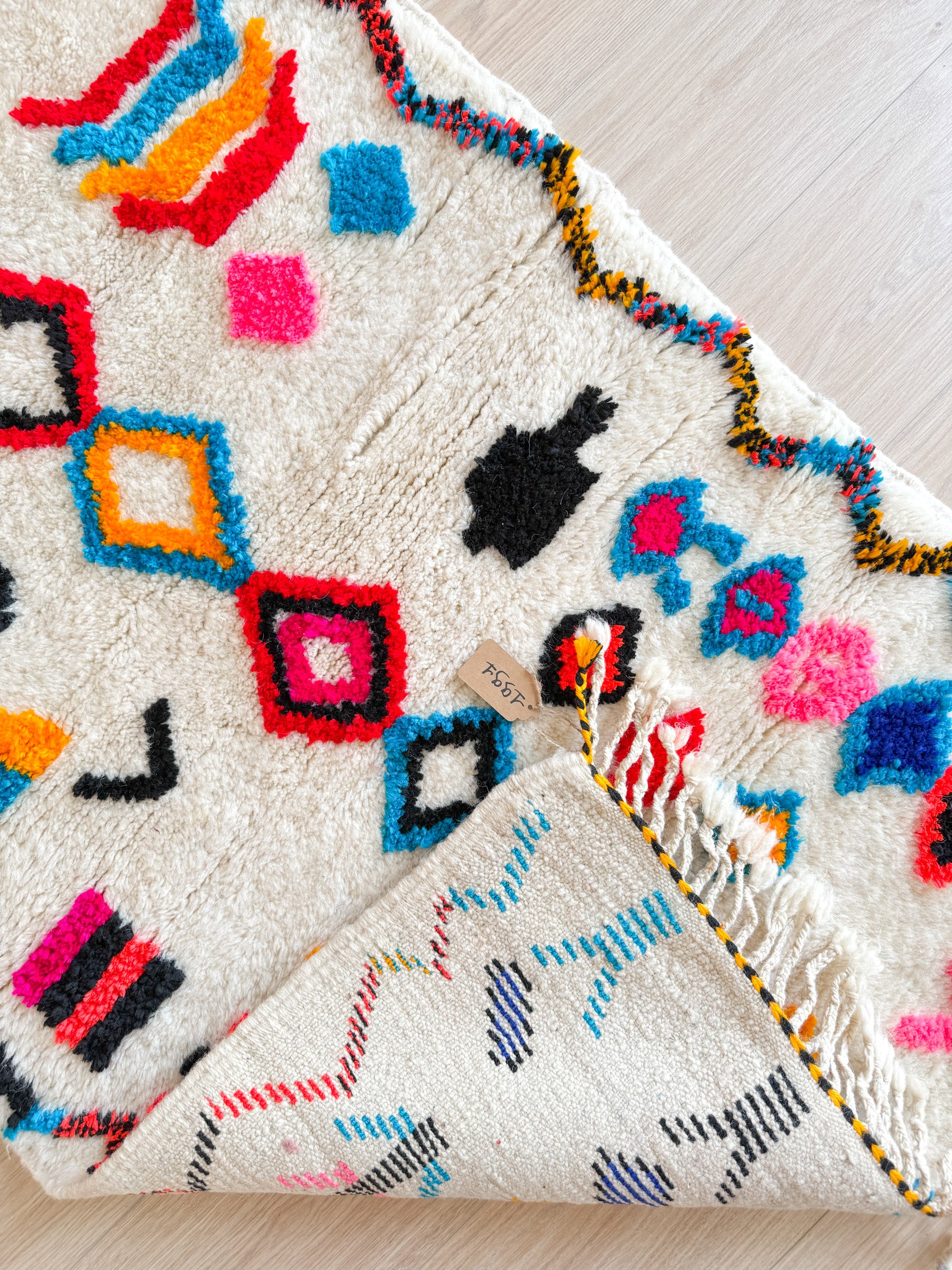 Colorful Berber rug 85 x 137 cm - n°1991