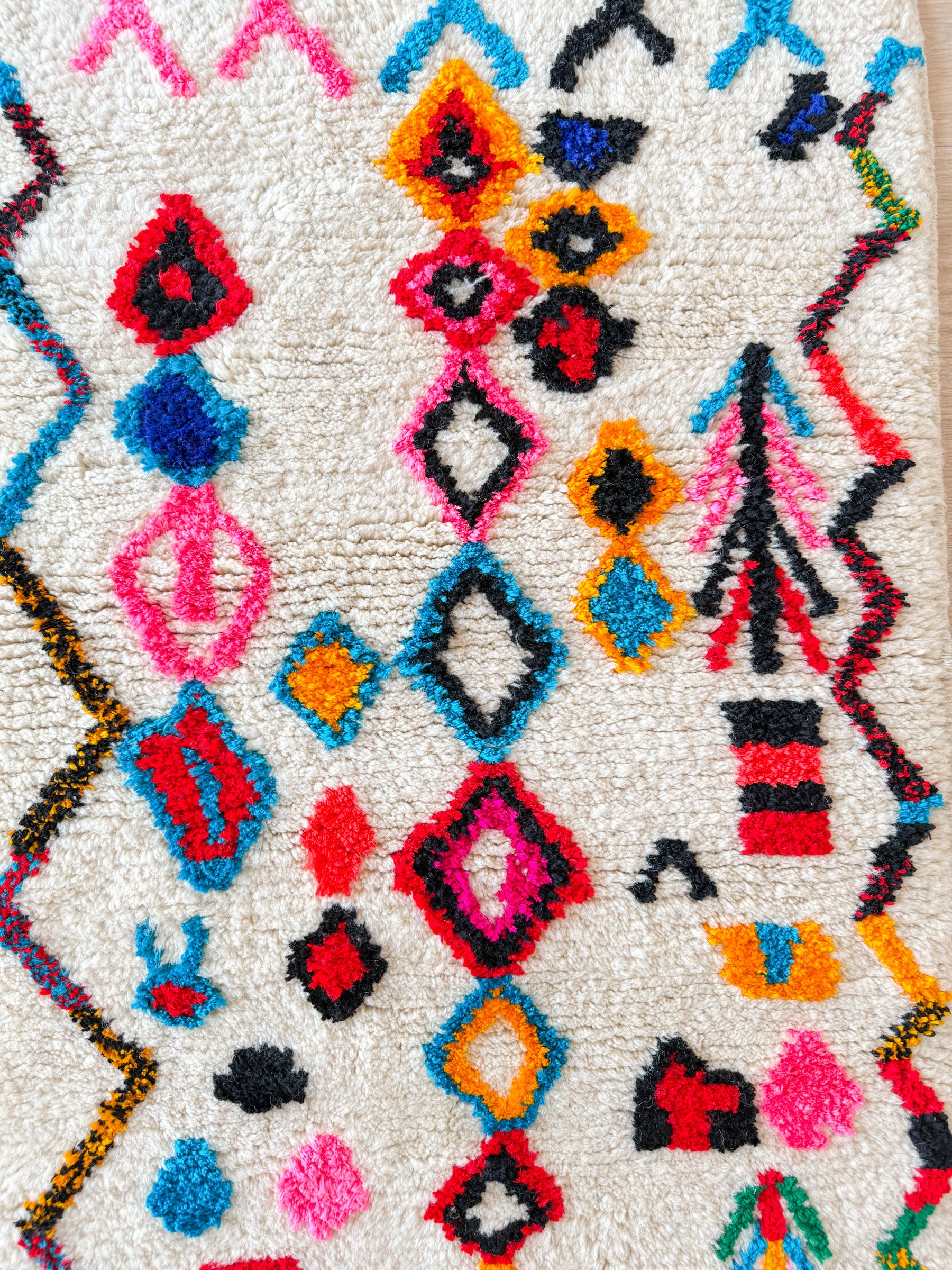 Colorful Berber rug 87 x 143 cm - n°1970
