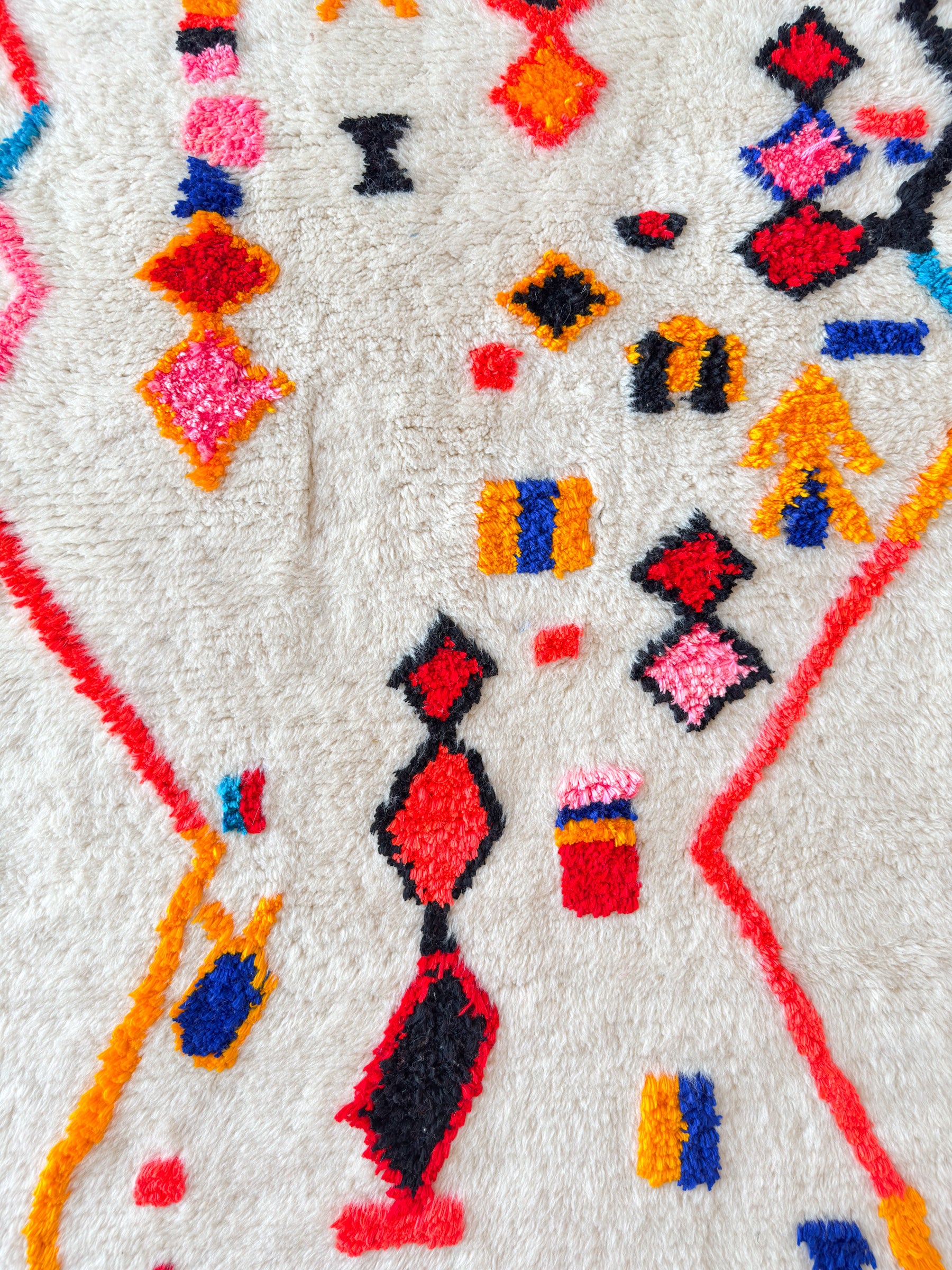 Tapis berbère coloré 107 x 183 cm - n°2239