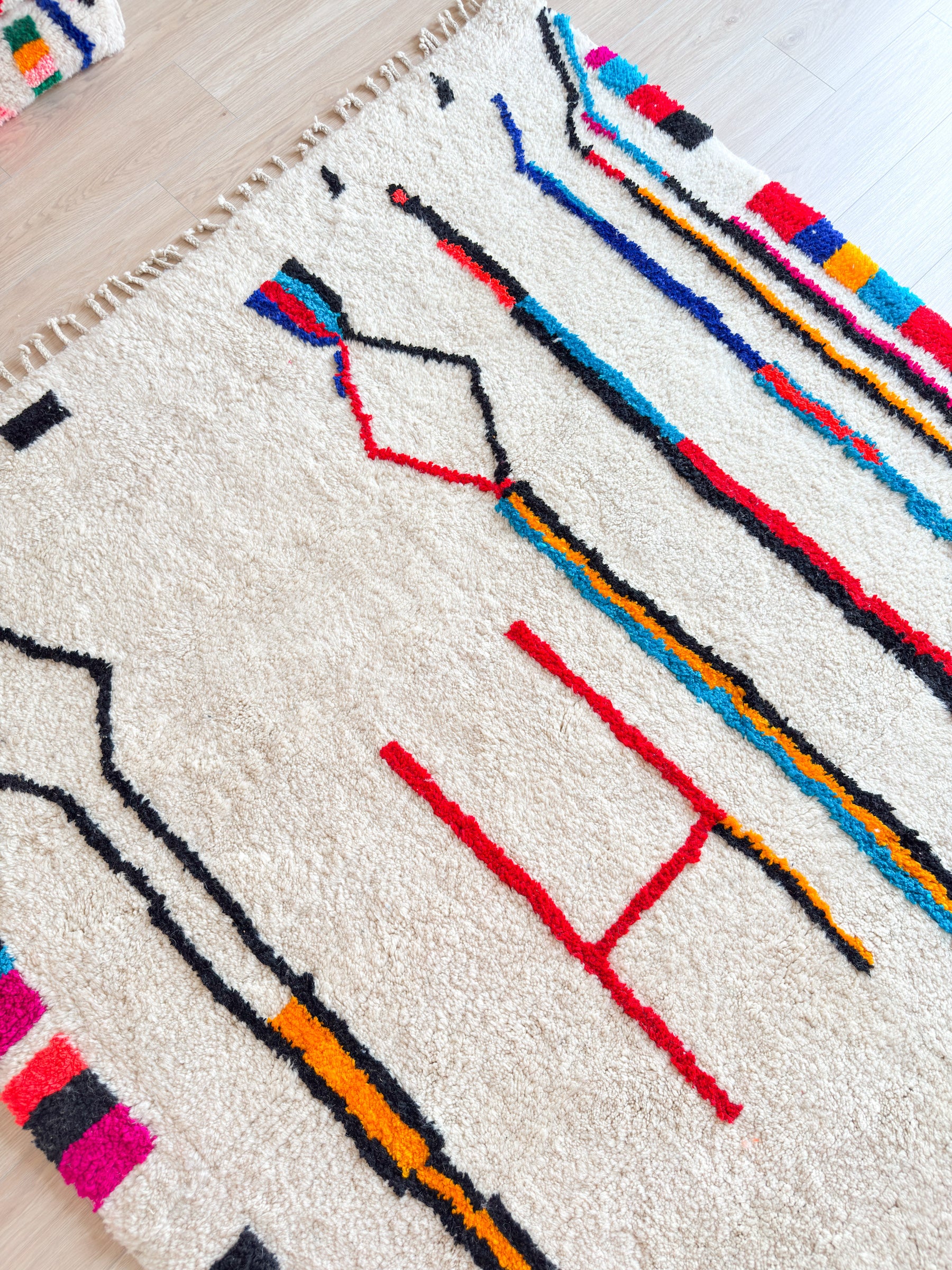 Colorful Berber rug 196 x 287 cm - no. 2129