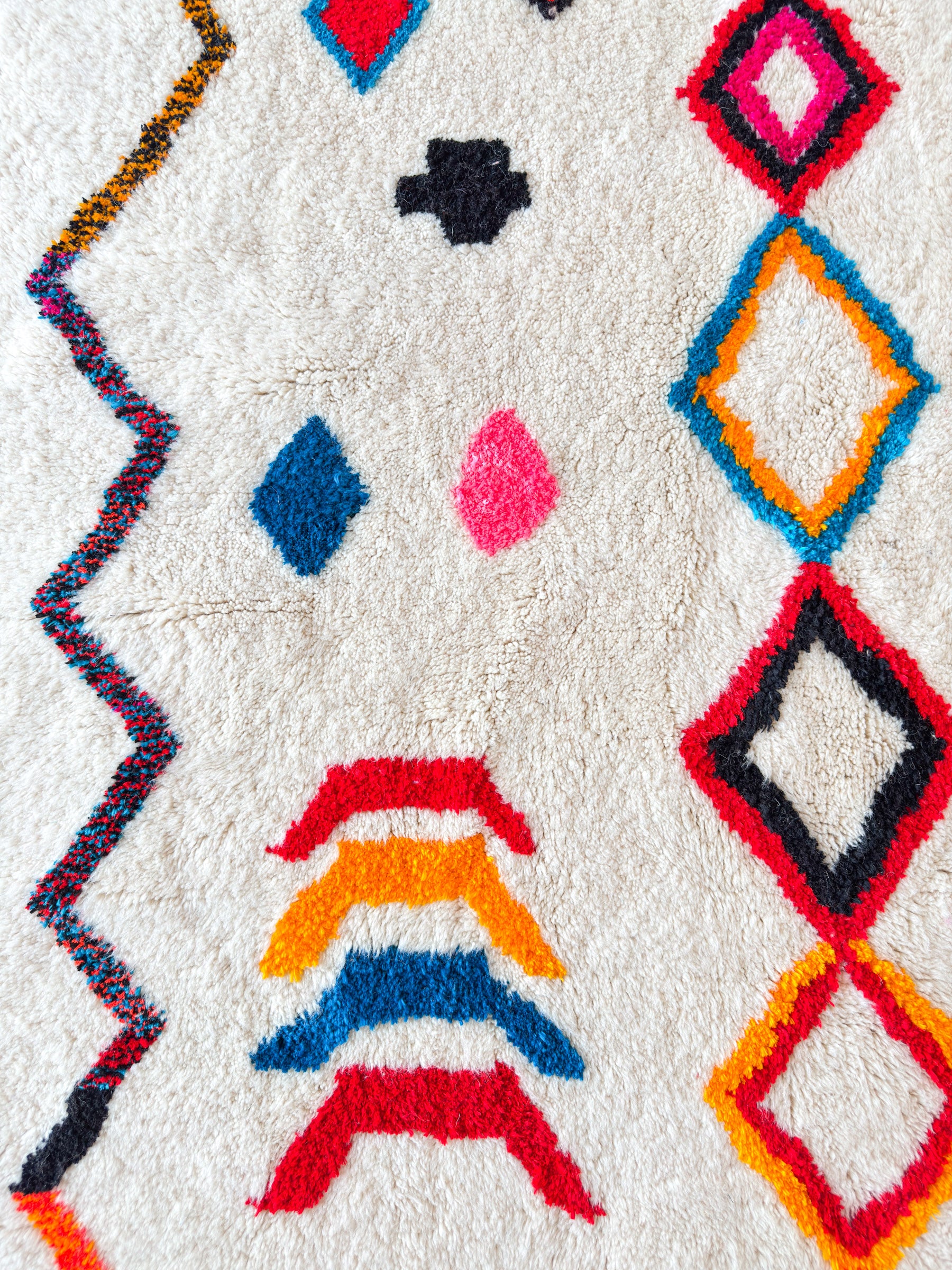 Colorful Berber carpet - n°630