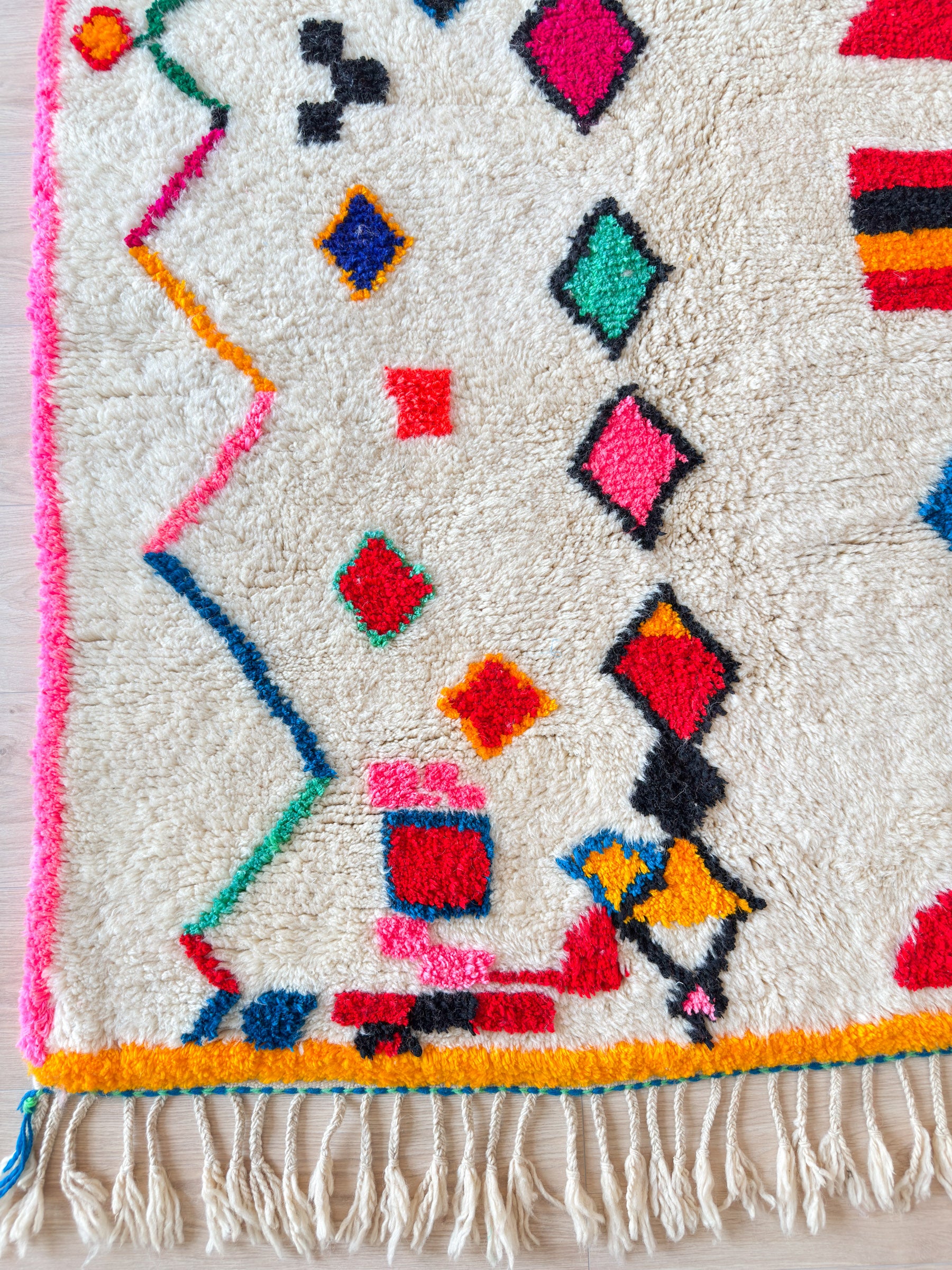 Colorful Berber rug 134 x 274 cm - n°2255