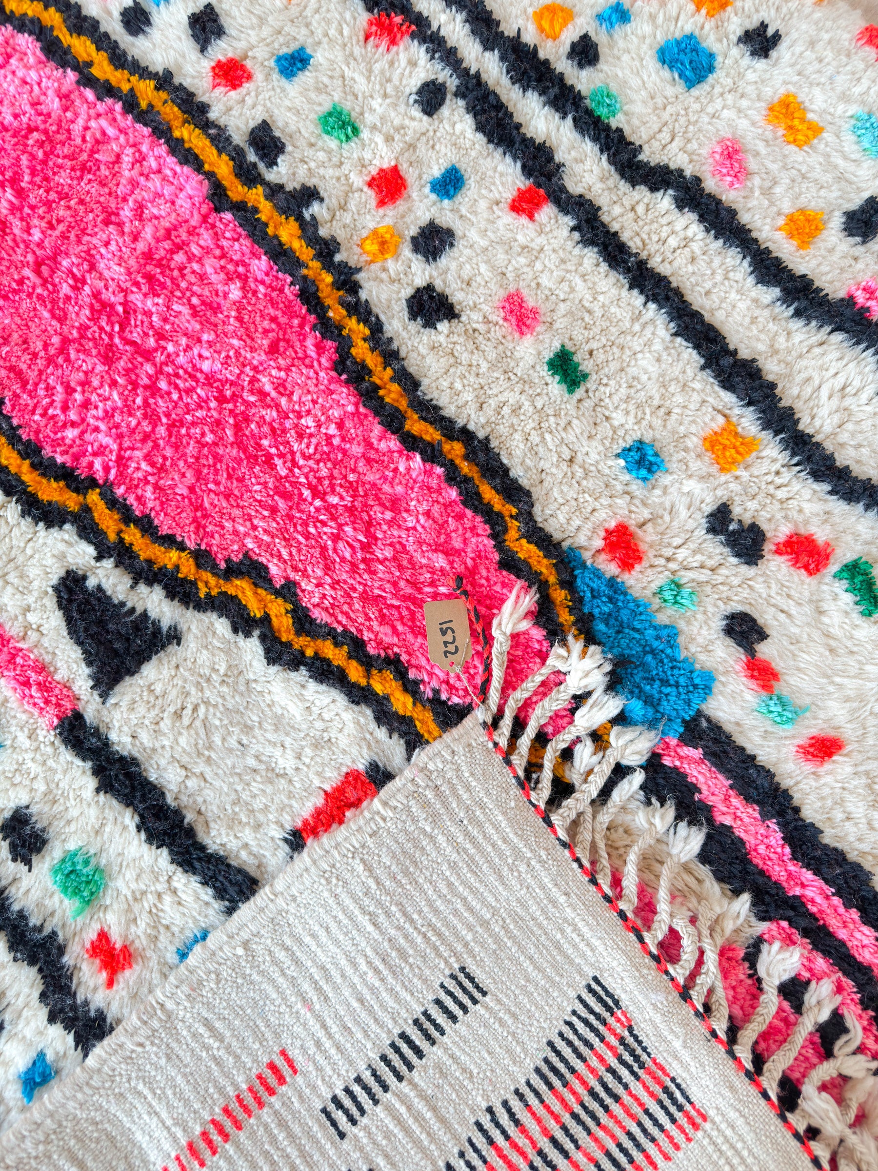 Colorful Berber rug 147 x 252 cm - n°2251