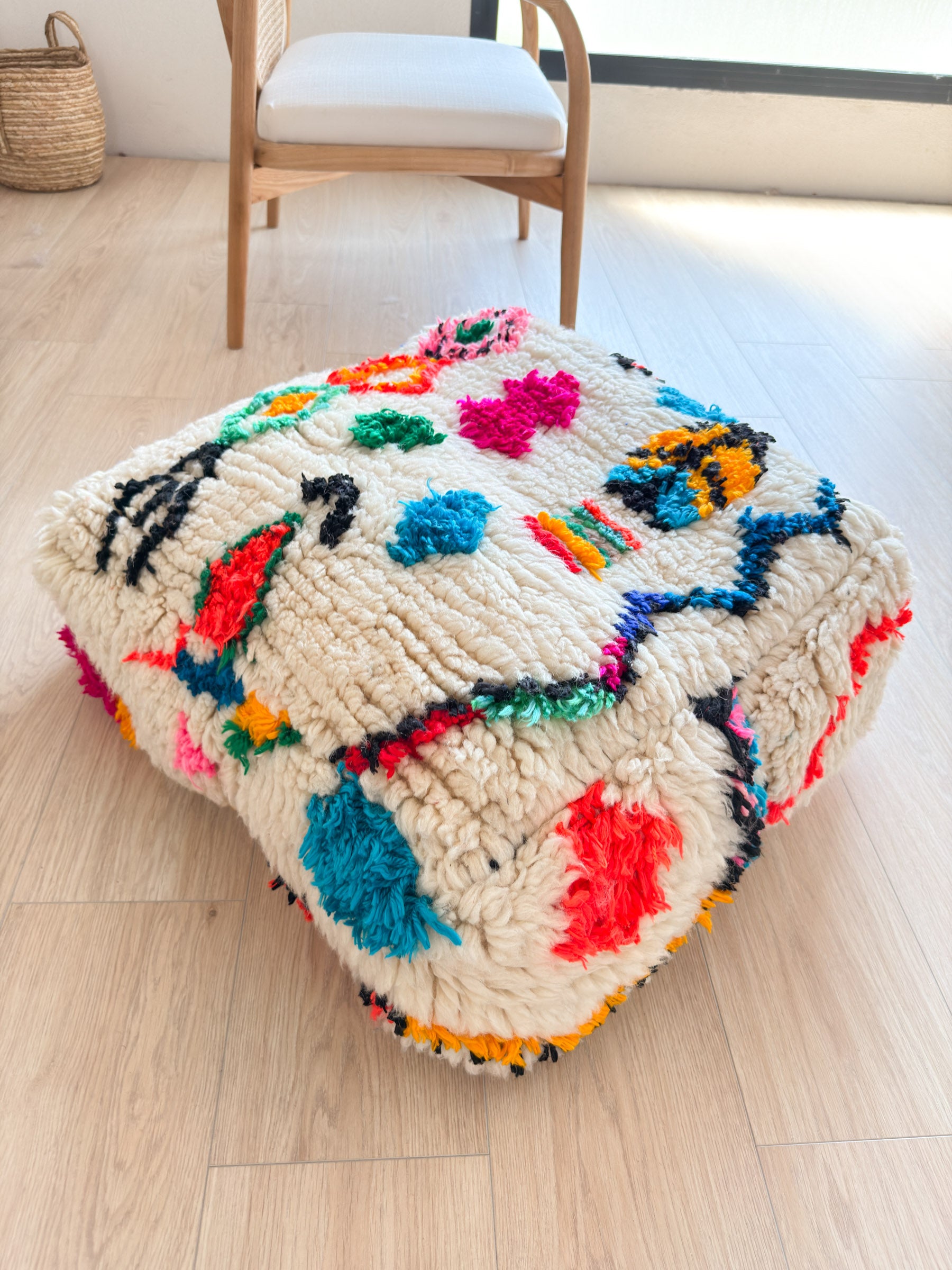Moroccan pouf, colorful Berber pouf - 60 x 60 cm - n°57