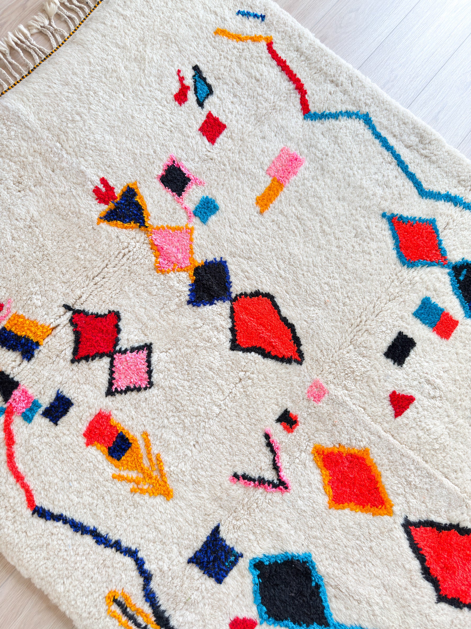 Colorful Moroccan Rug 158 x 280 cm / 5.2 x 9.2 ft - n°1425