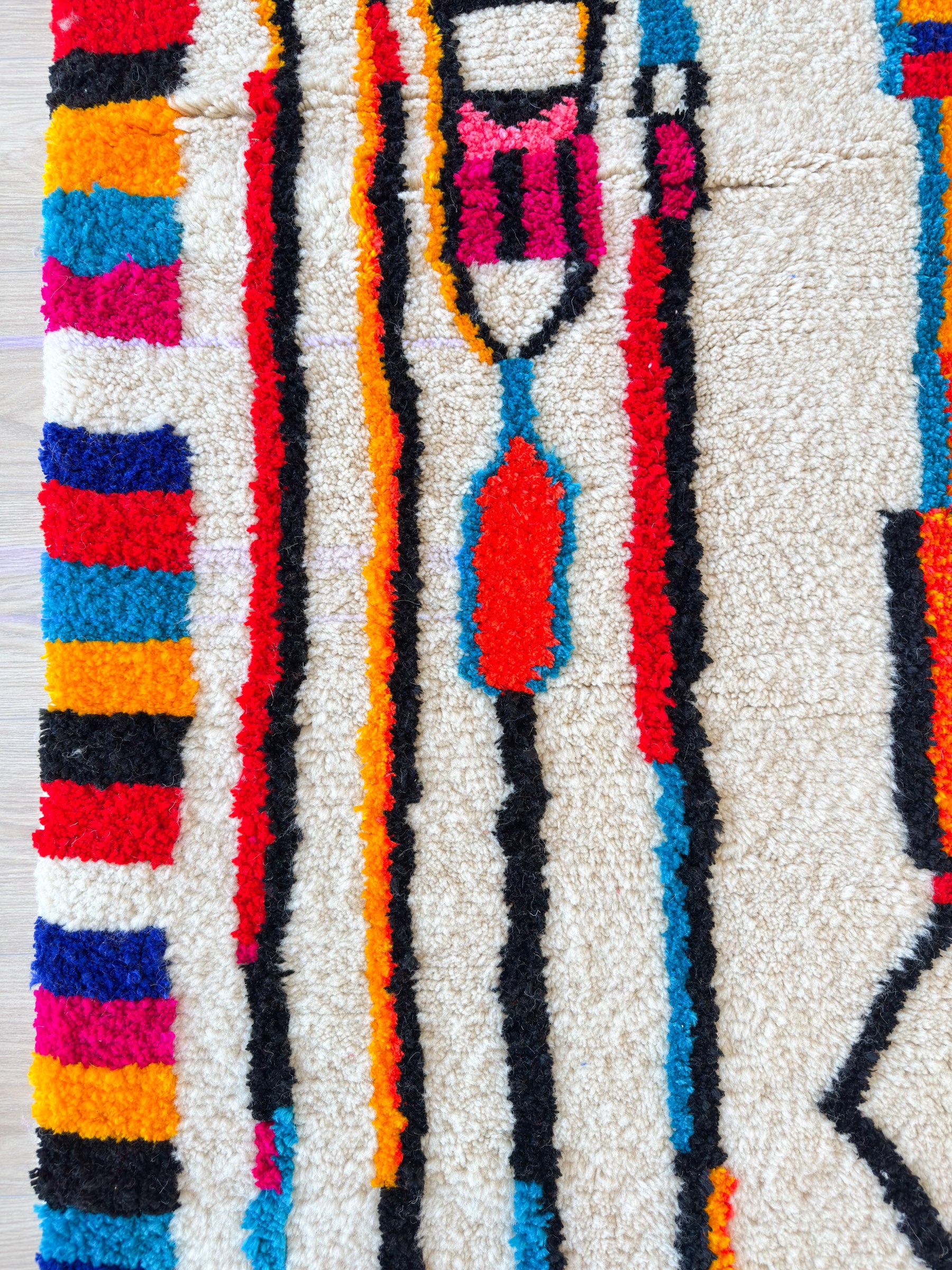 Colorful Berber rug 152 x 234 cm - n°1910