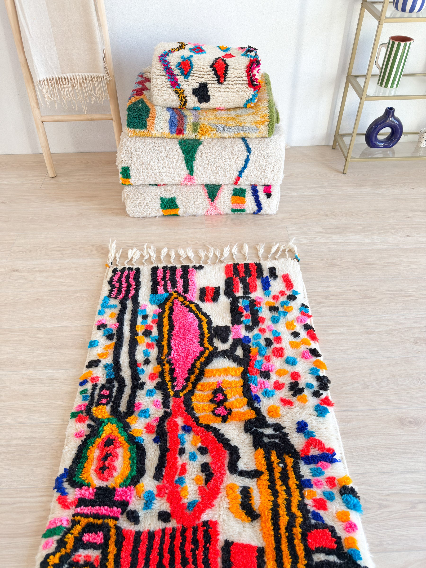 Colorful Berber rug 83 x 144 cm - n°2325