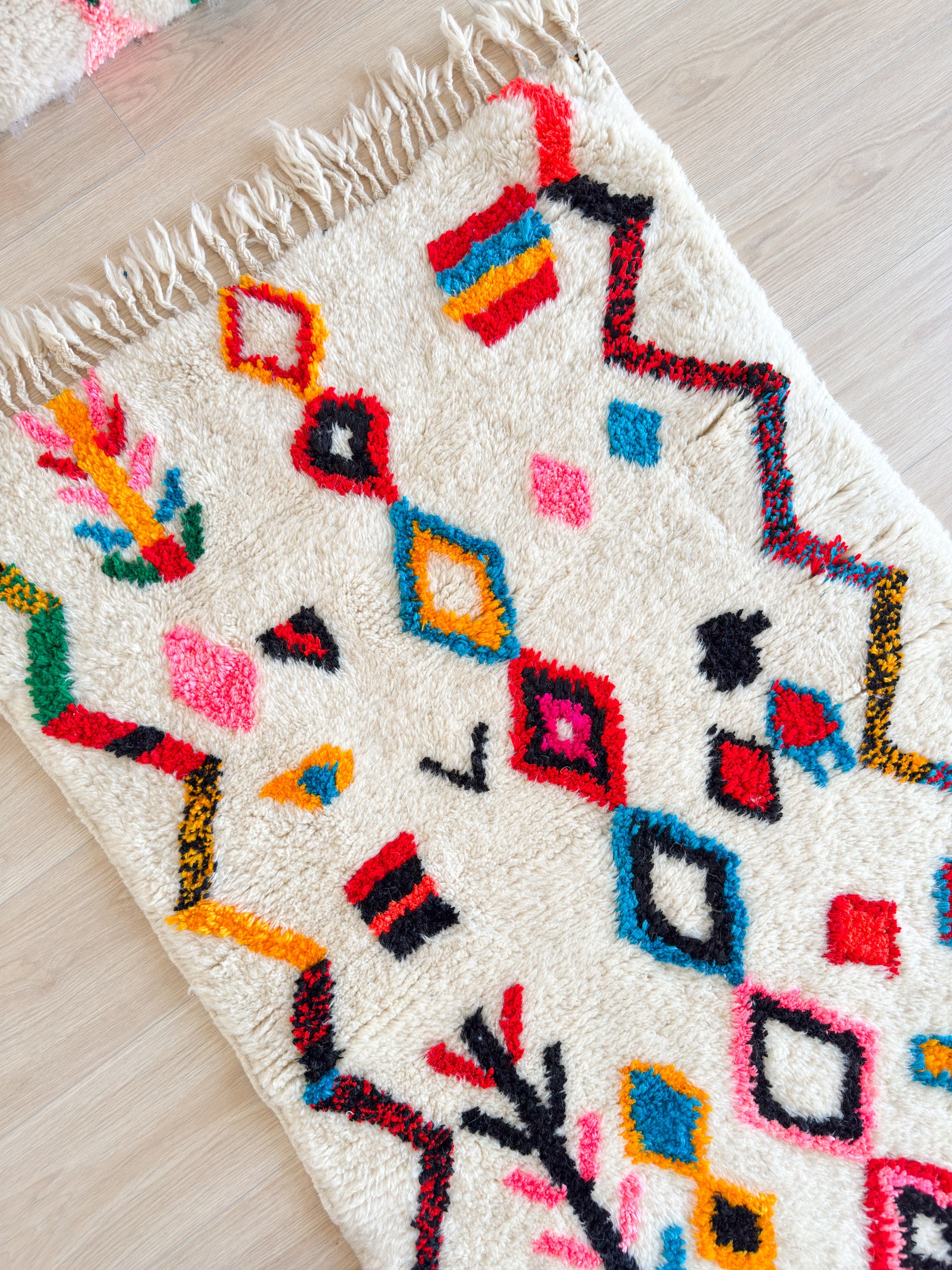 Colorful Berber rug 93 x 195 cm - n°2330