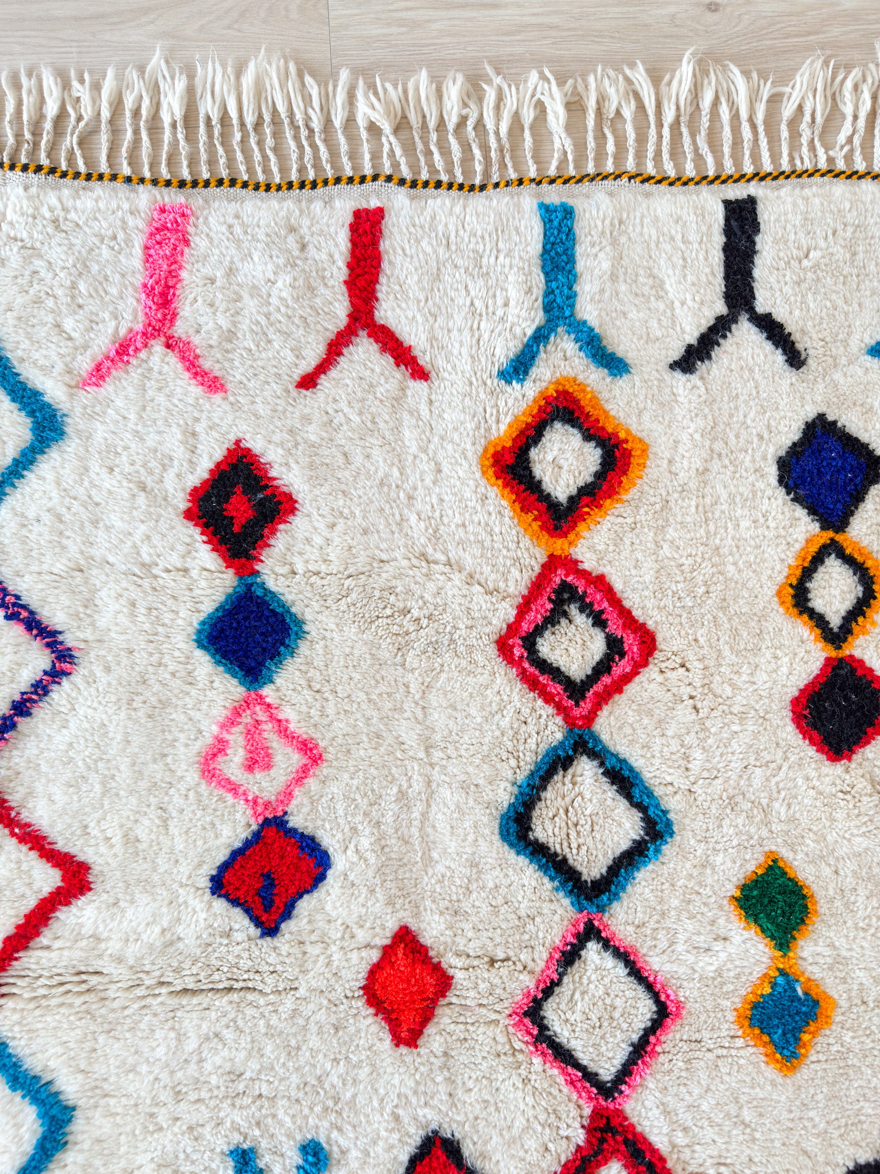Colorful Berber rug 119 x 191 cm - n°2287