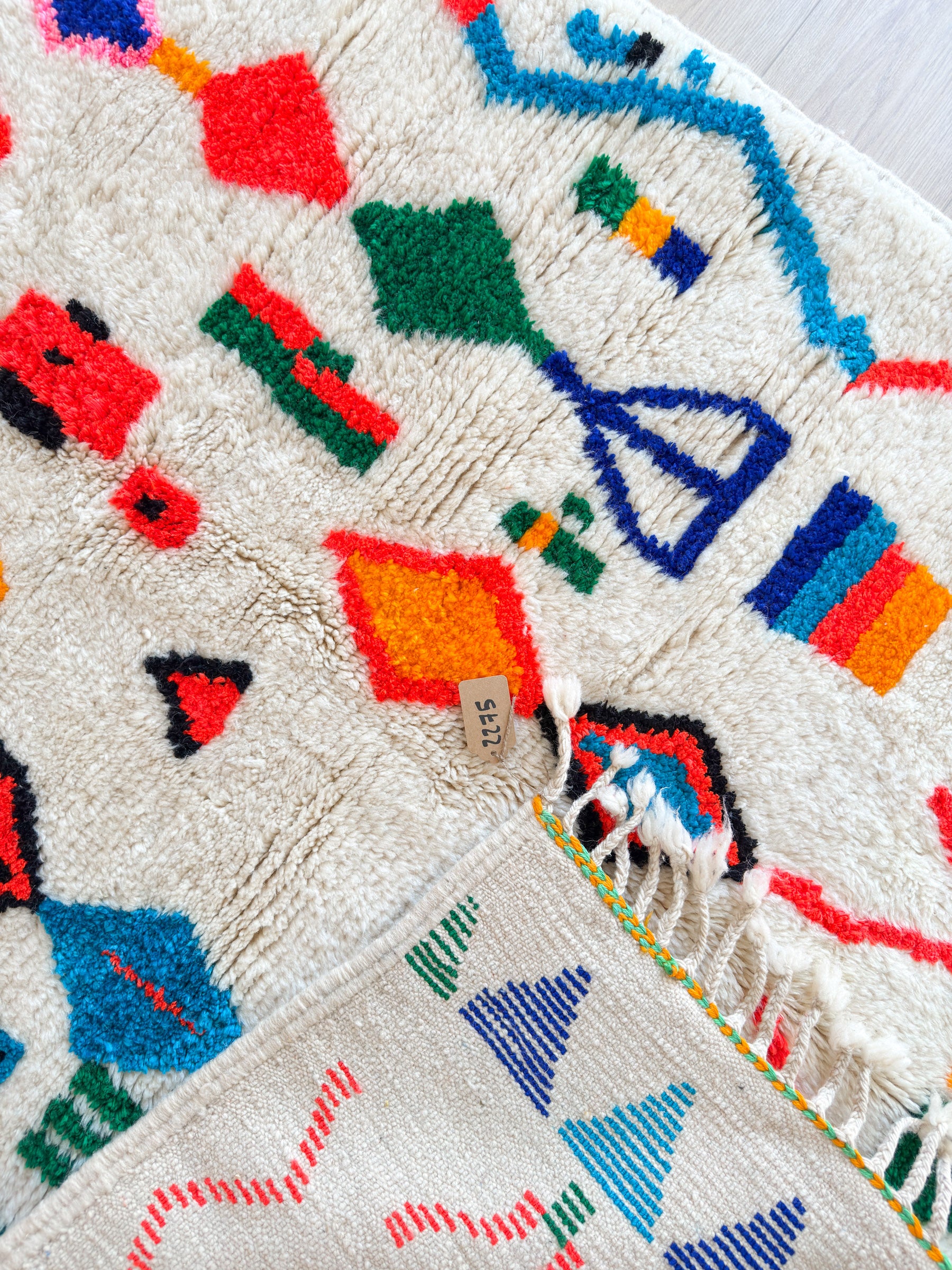 Colorful Berber rug 119 x 199 cm - n°2275