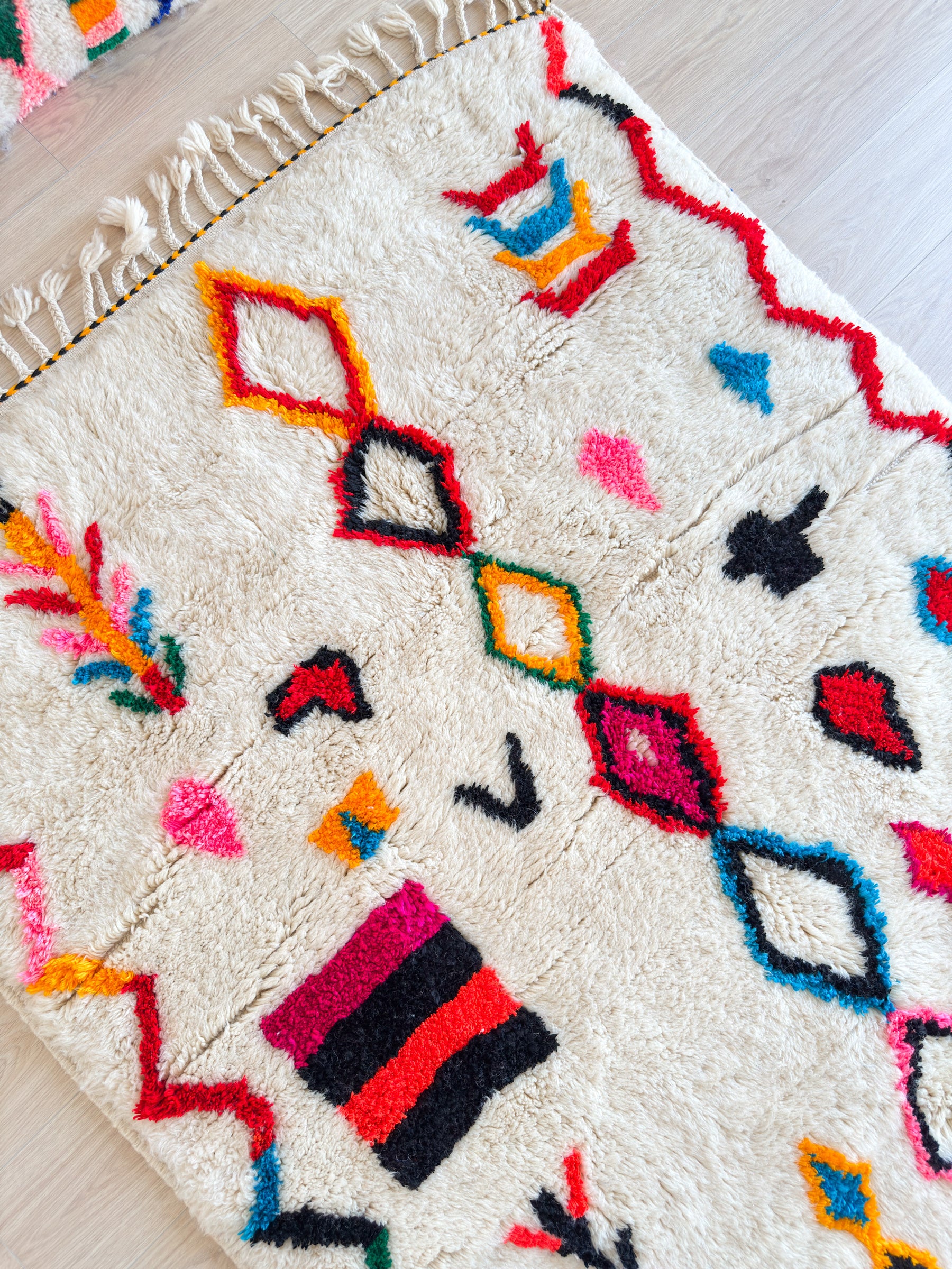 Colorful Berber rug 147 x 255 cm - n°2305