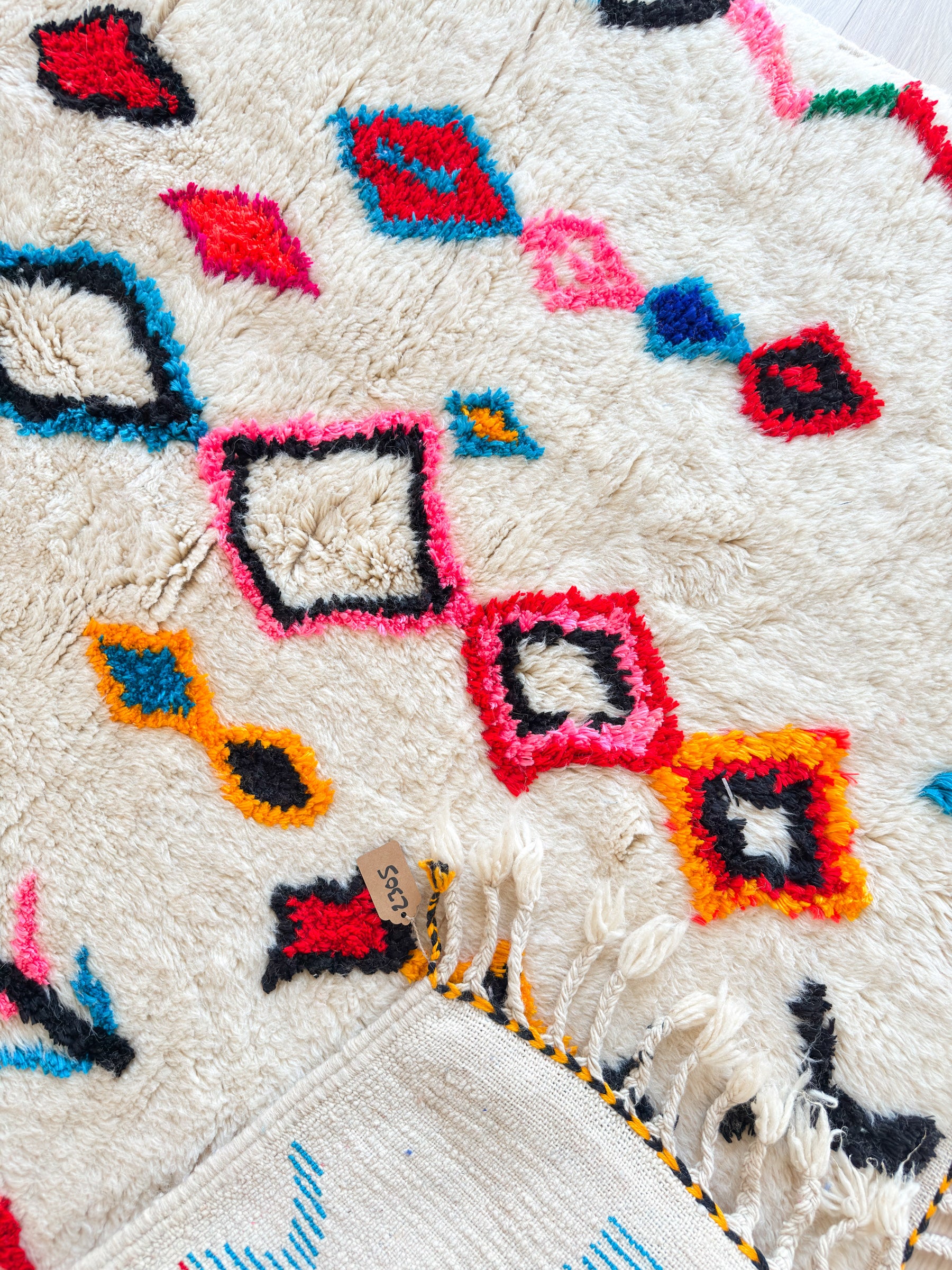 Colorful Berber rug 147 x 255 cm - n°2305