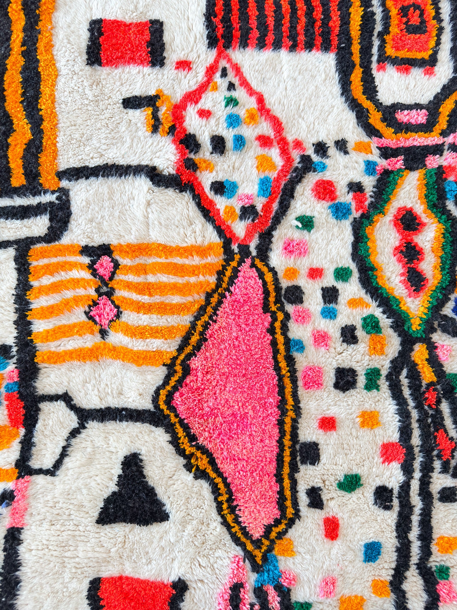 Colorful Berber rug 130 x 213 cm - n°2326