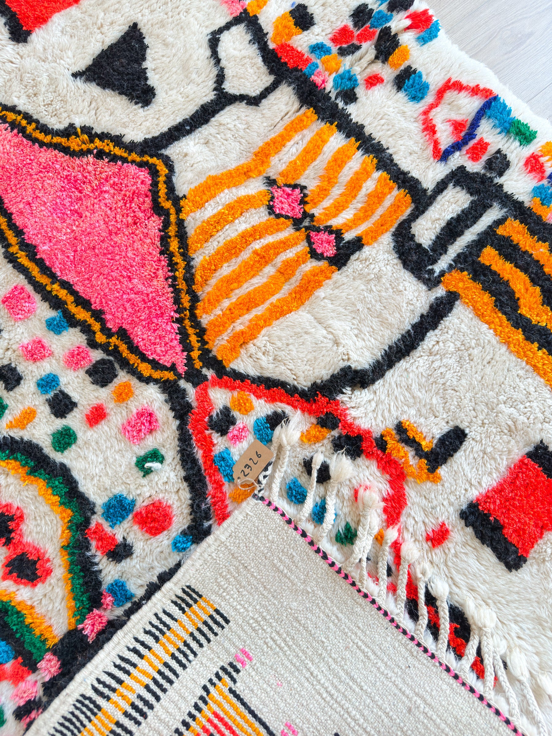 Colorful Berber rug 130 x 213 cm - n°2326