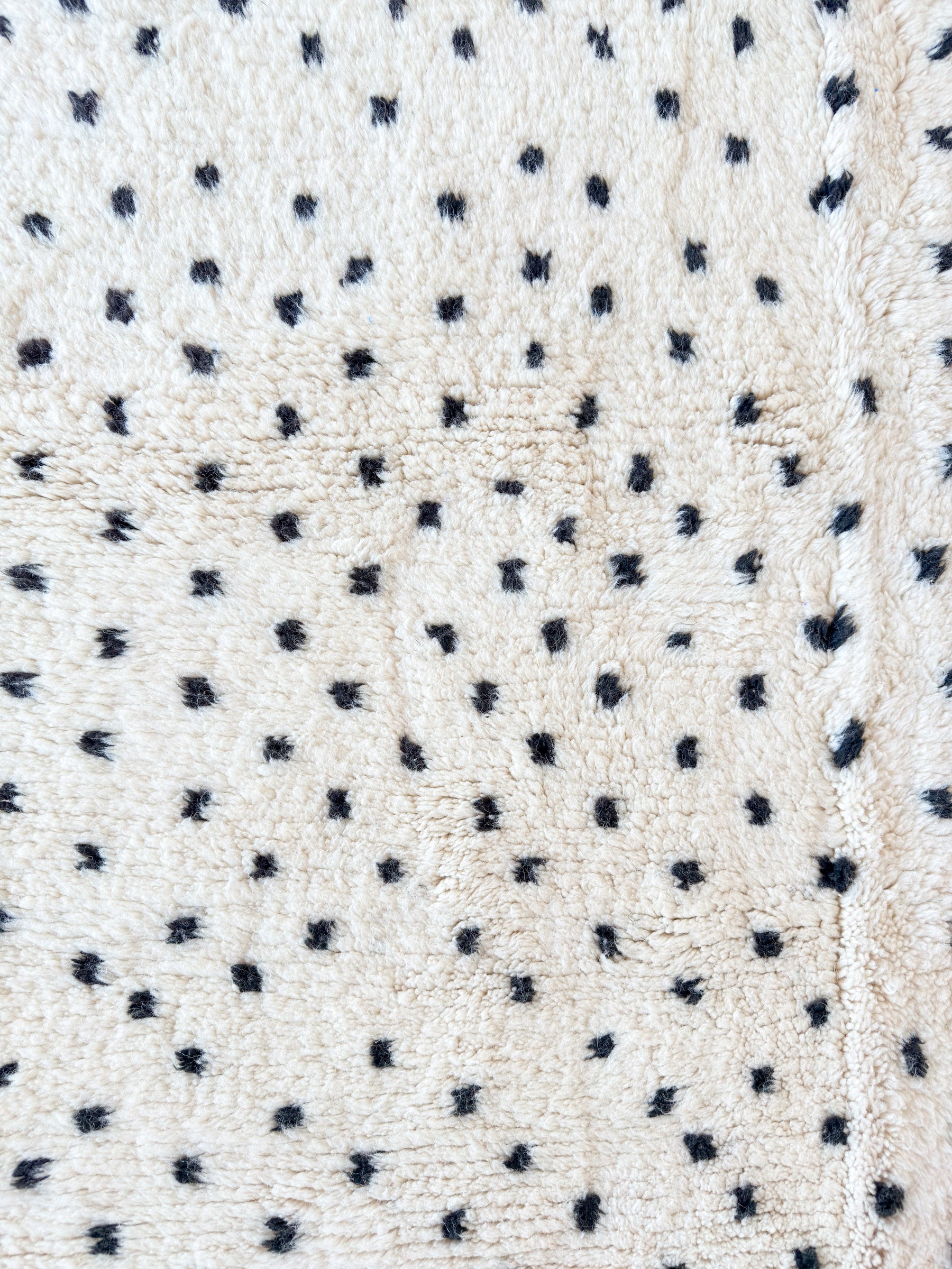 Beni Ouarain Teppich 145 x 270 cm – Nr. 1107