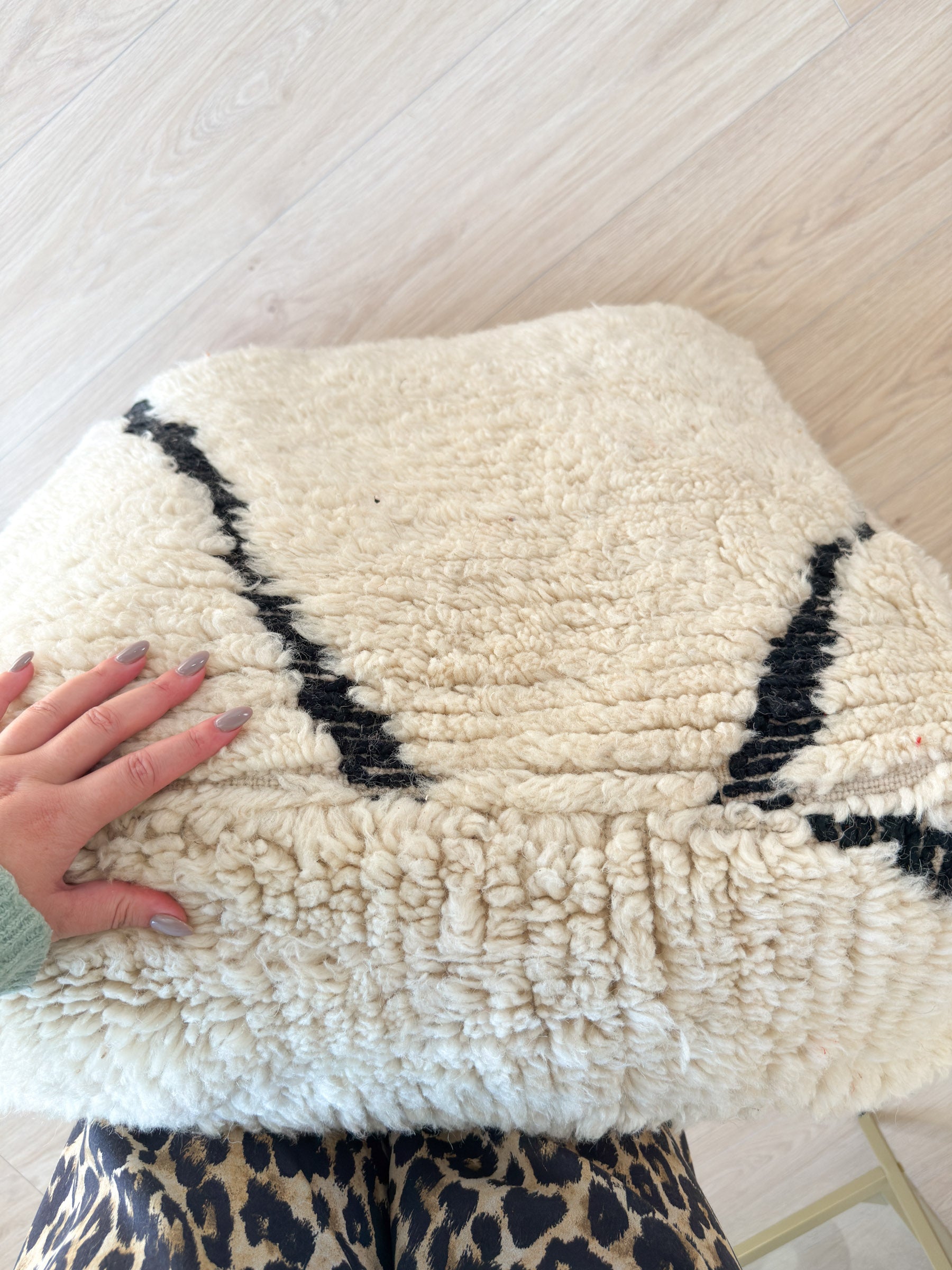 Moroccan pouf, colorful Berber pouf - 60 x 60 cm - n°65