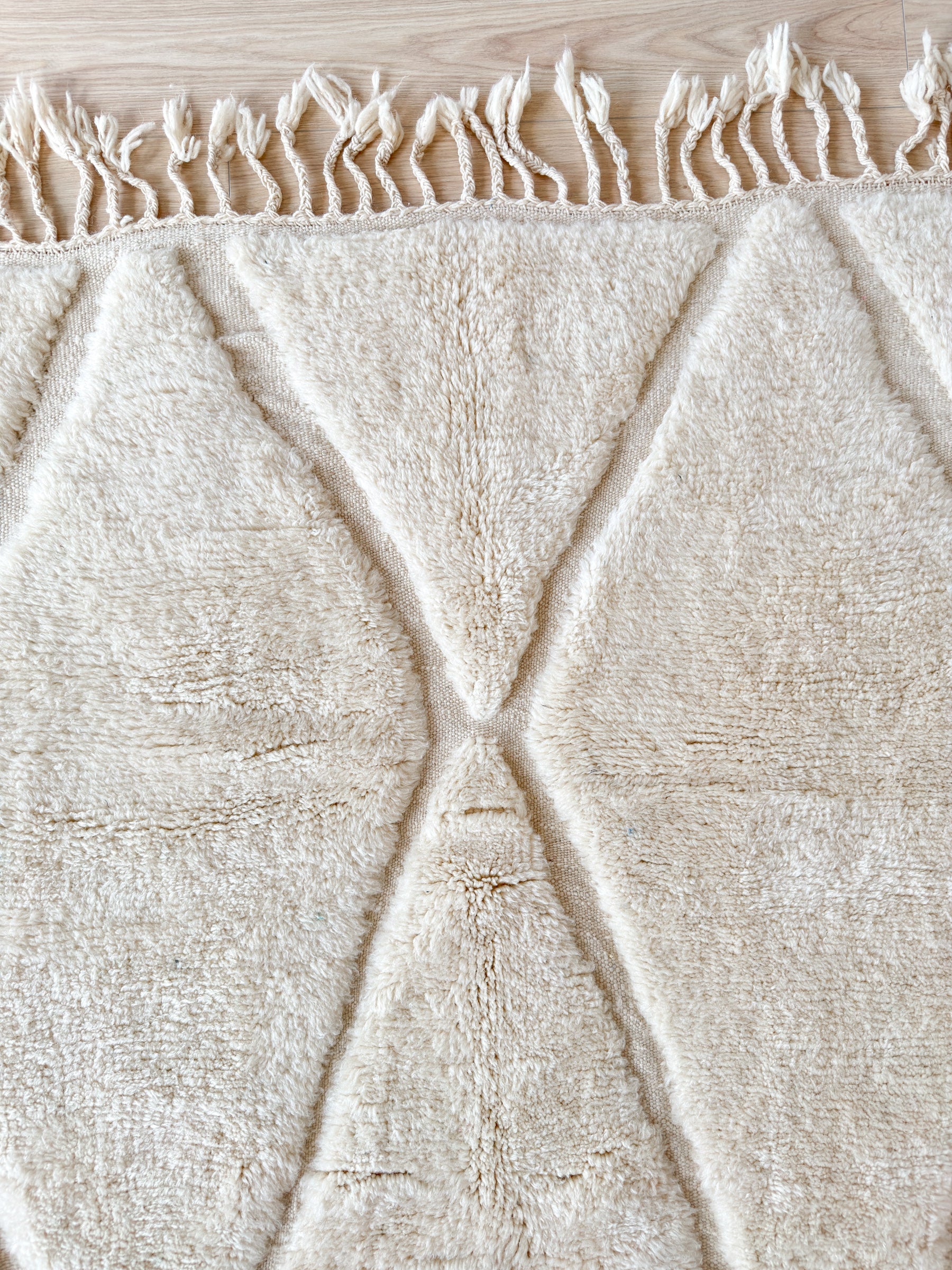 White Berber rug - No. 2317