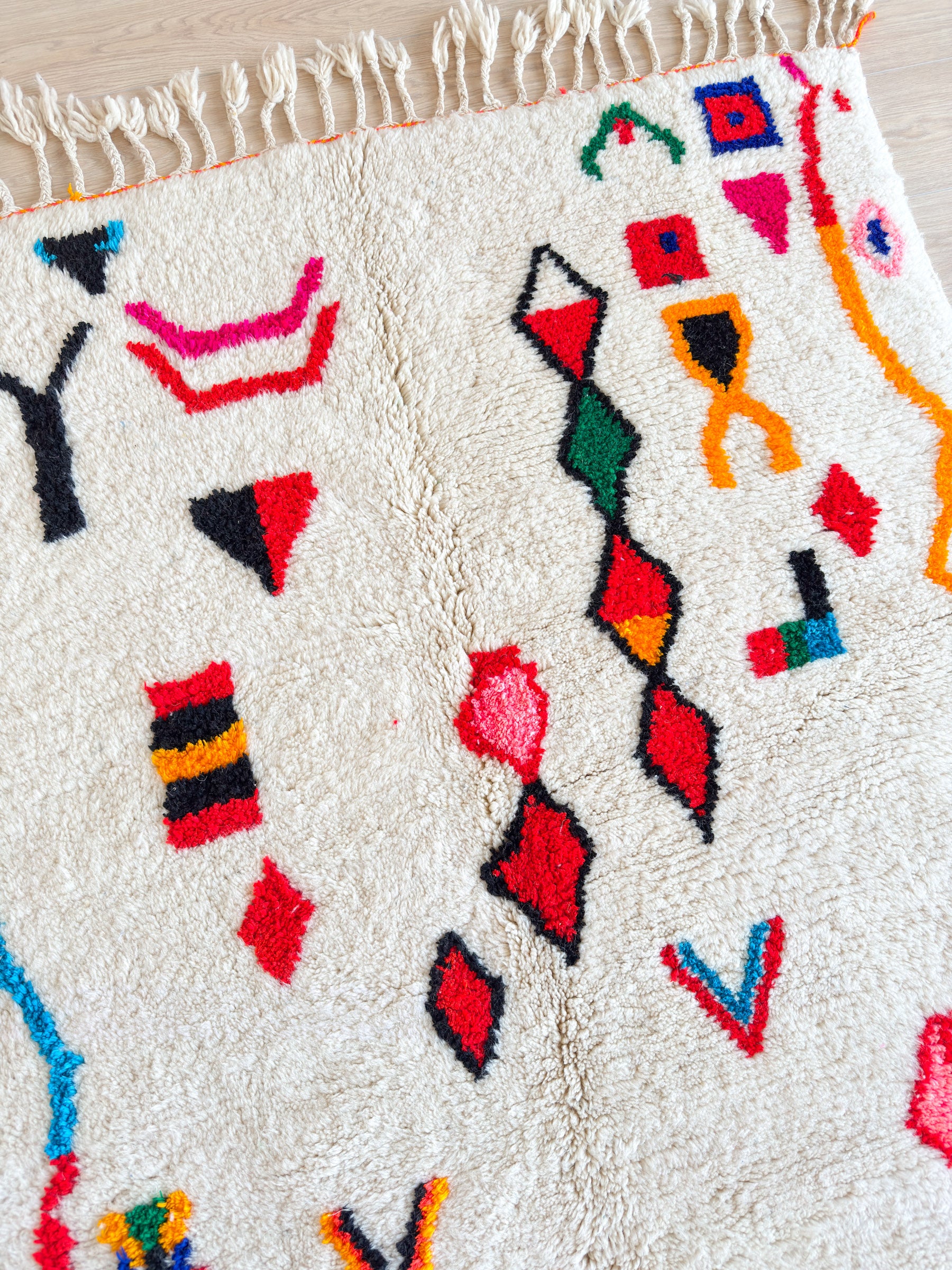 Colorful Berber rug 148 x 274 cm - n°2002