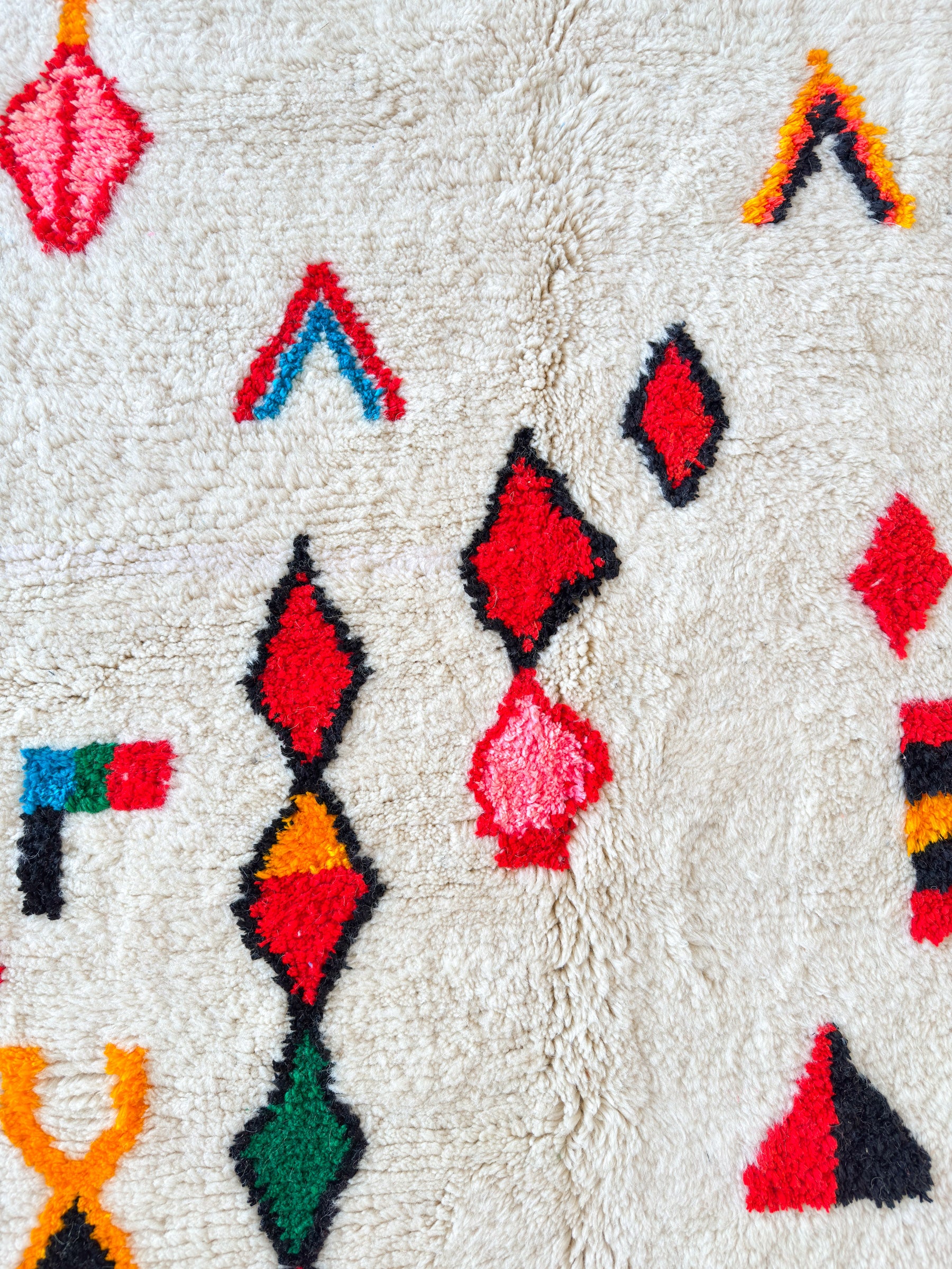 Colorful Berber rug 148 x 274 cm - n°2002