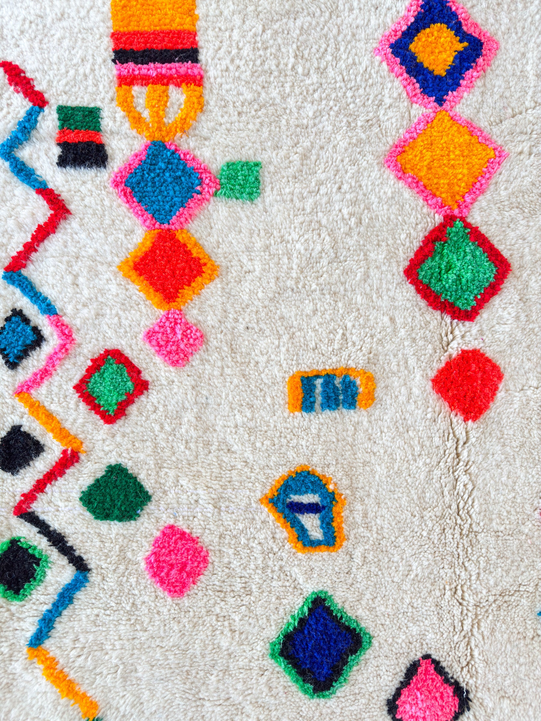 Colorful Berber carpet - n°522