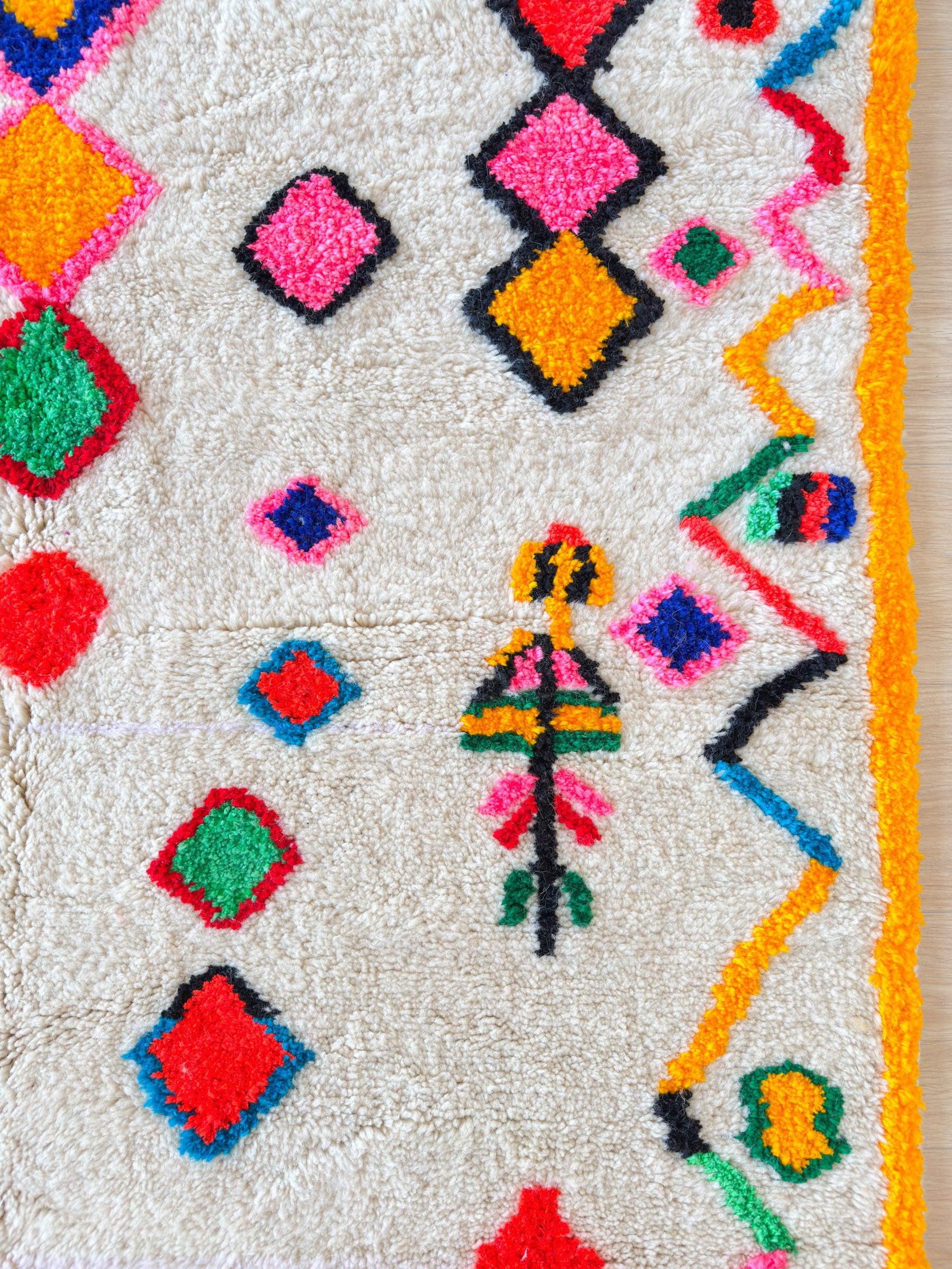 Colorful Berber carpet - n°522