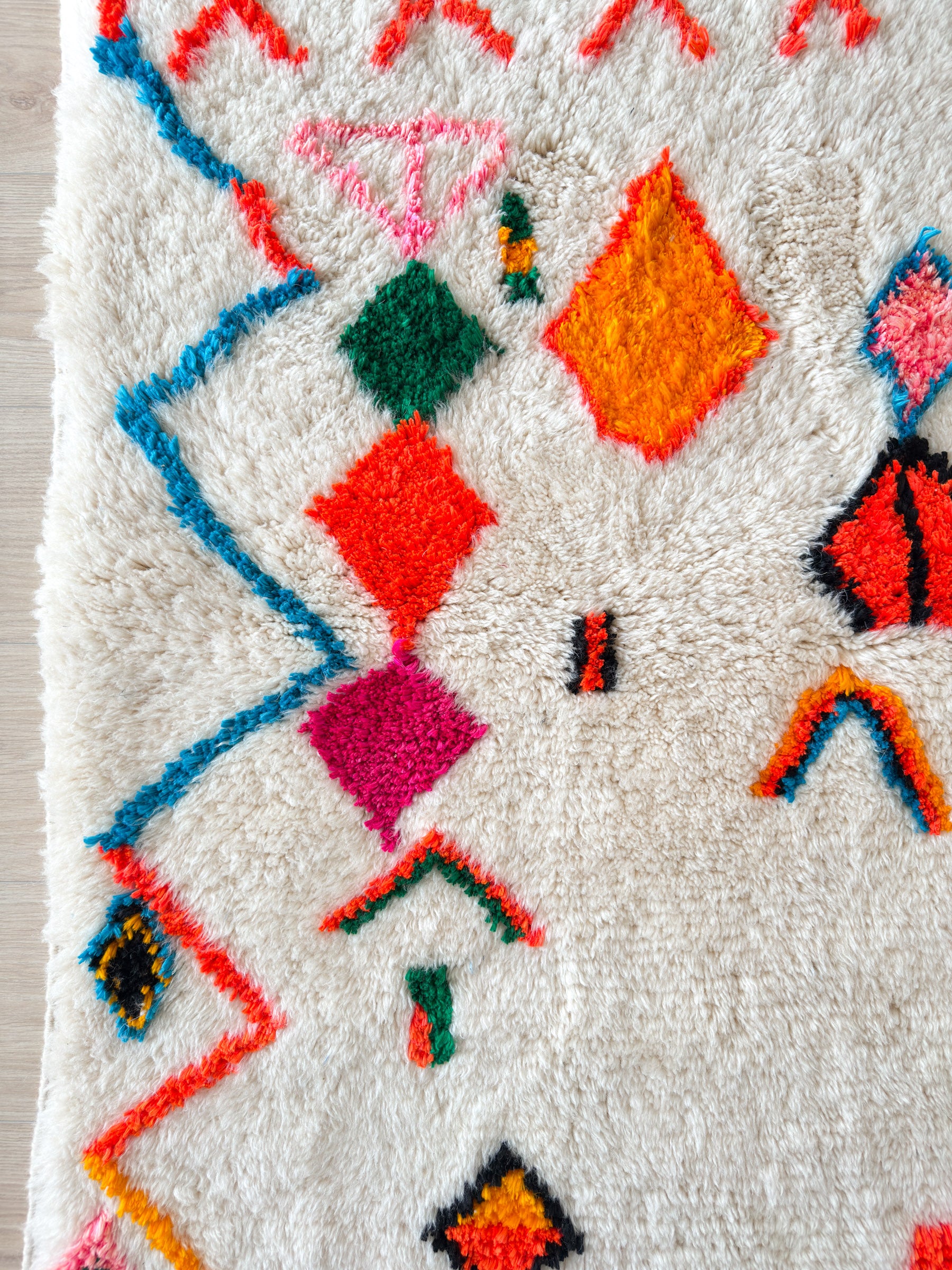 Tapis berbère coloré 105 x 184 cm - n°2358