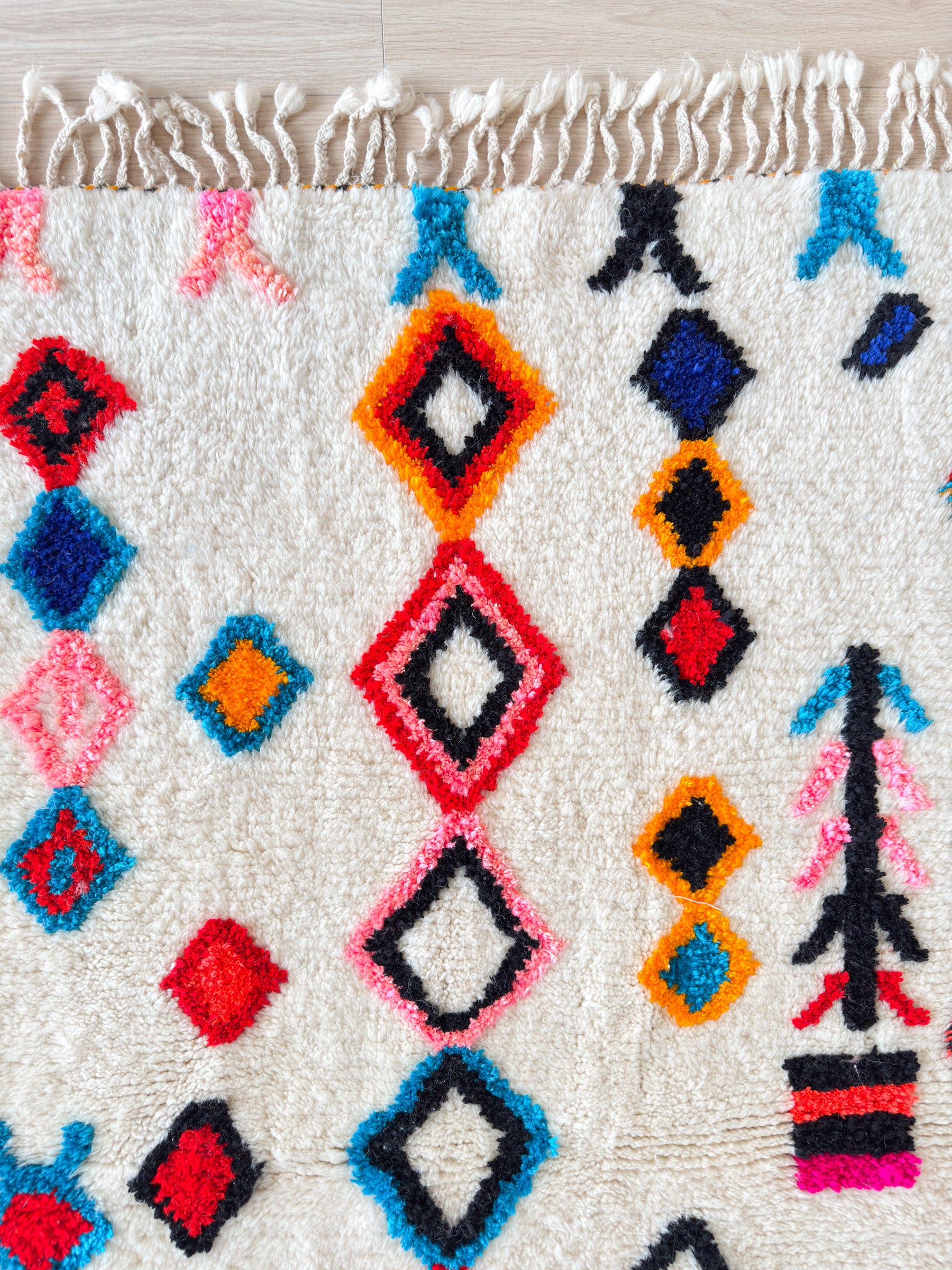 Colorful Berber rug 100 x 178 cm - No. 2390