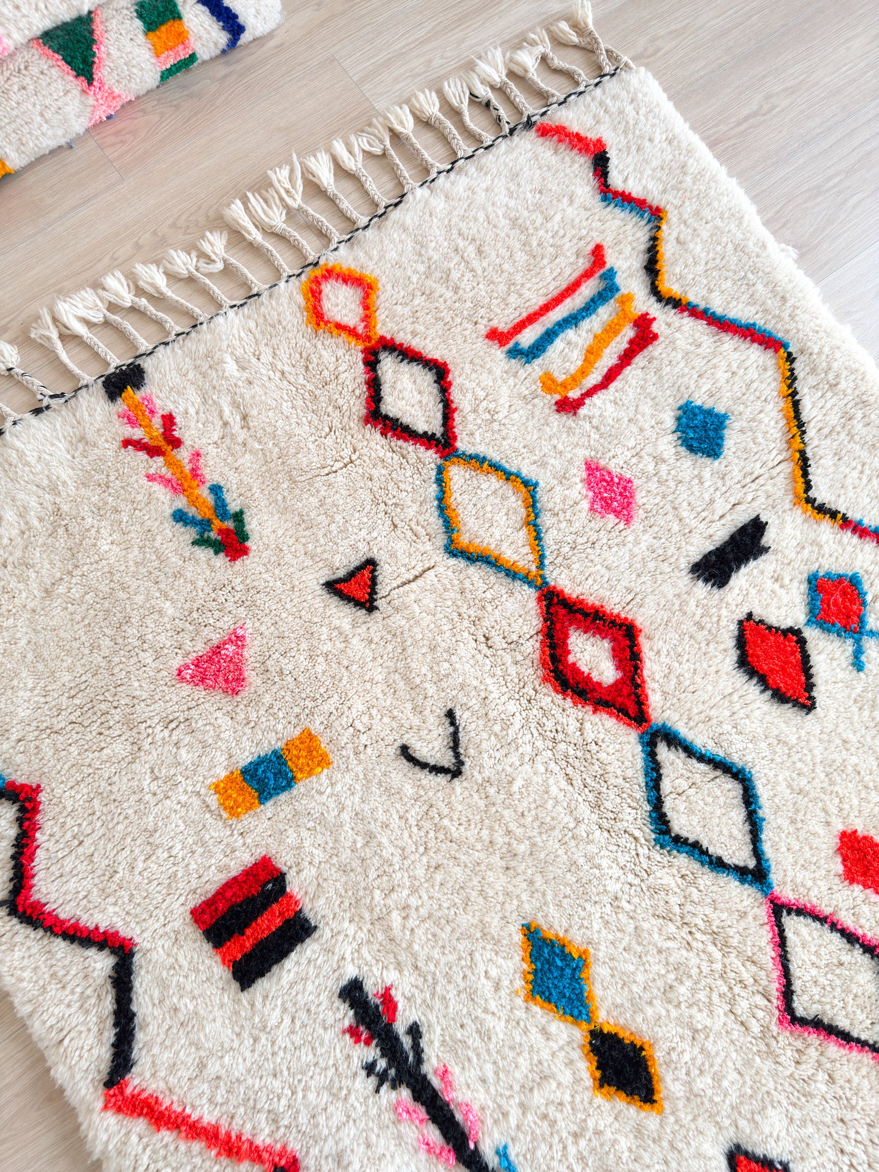 Tapis berbère coloré 151 x 235 cm - n°2353