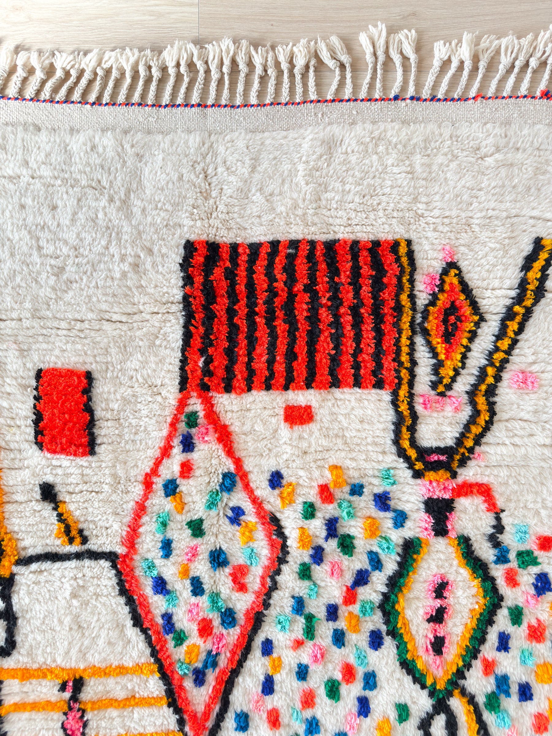 Tapis berbère coloré 137 x 218 cm - n°2400