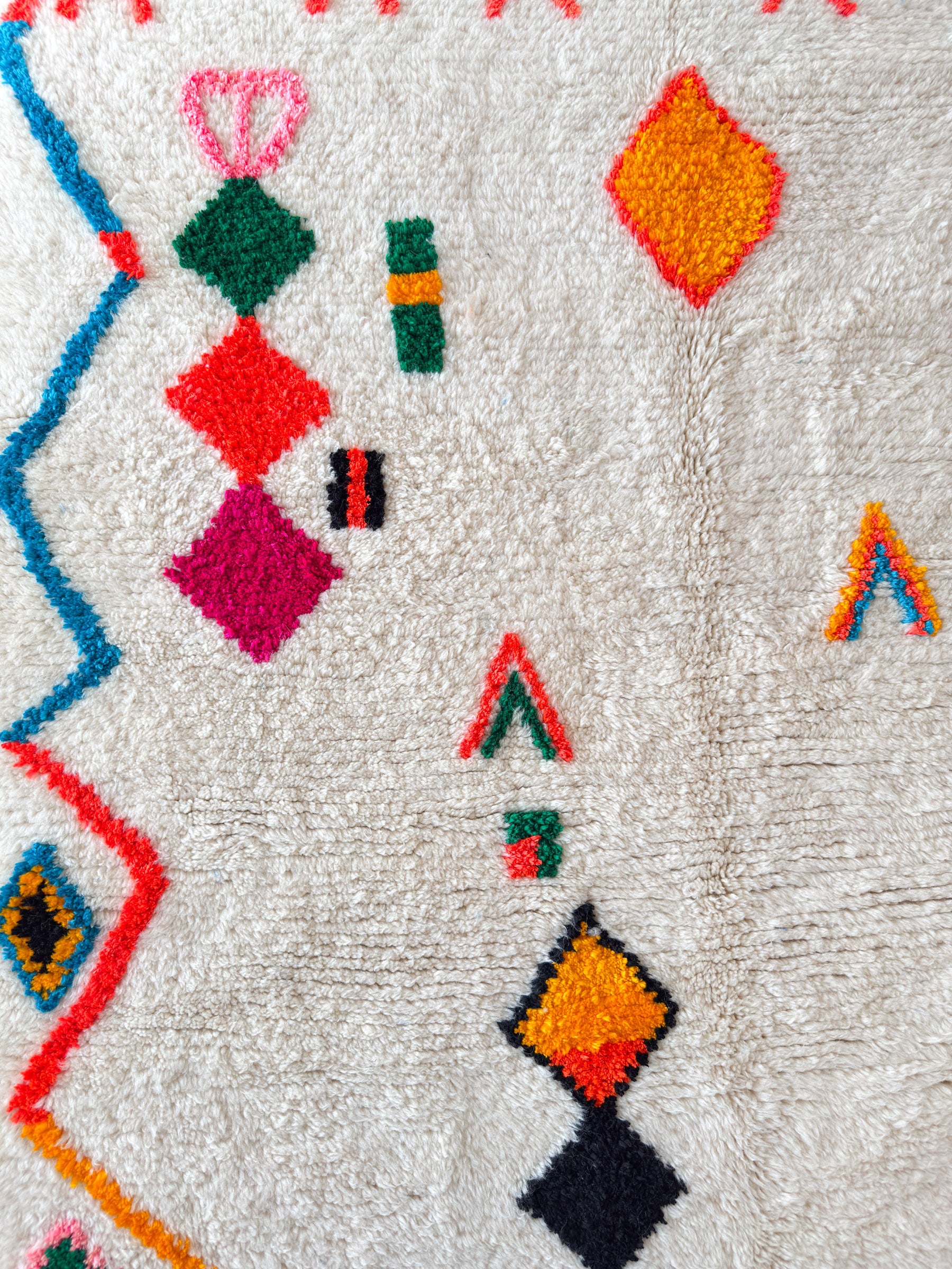 Tapis berbère coloré 150 x 223 cm - n°2379