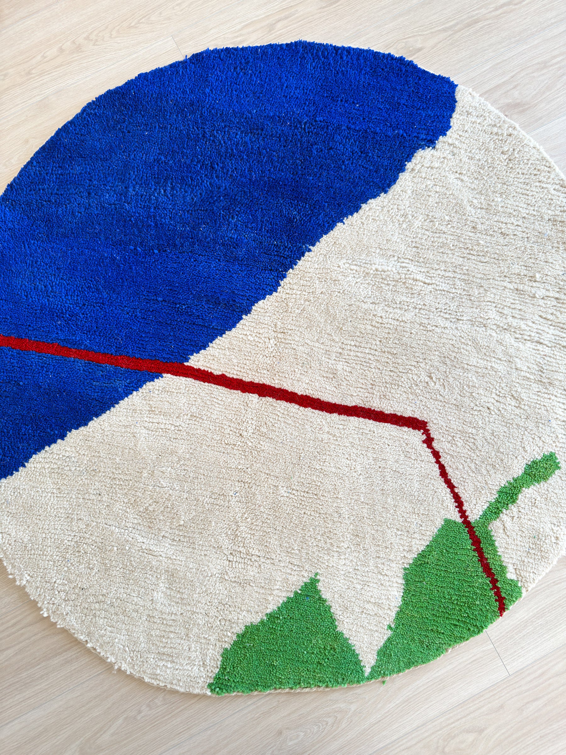 Colorful round Berber rug 138 cm - No. 3