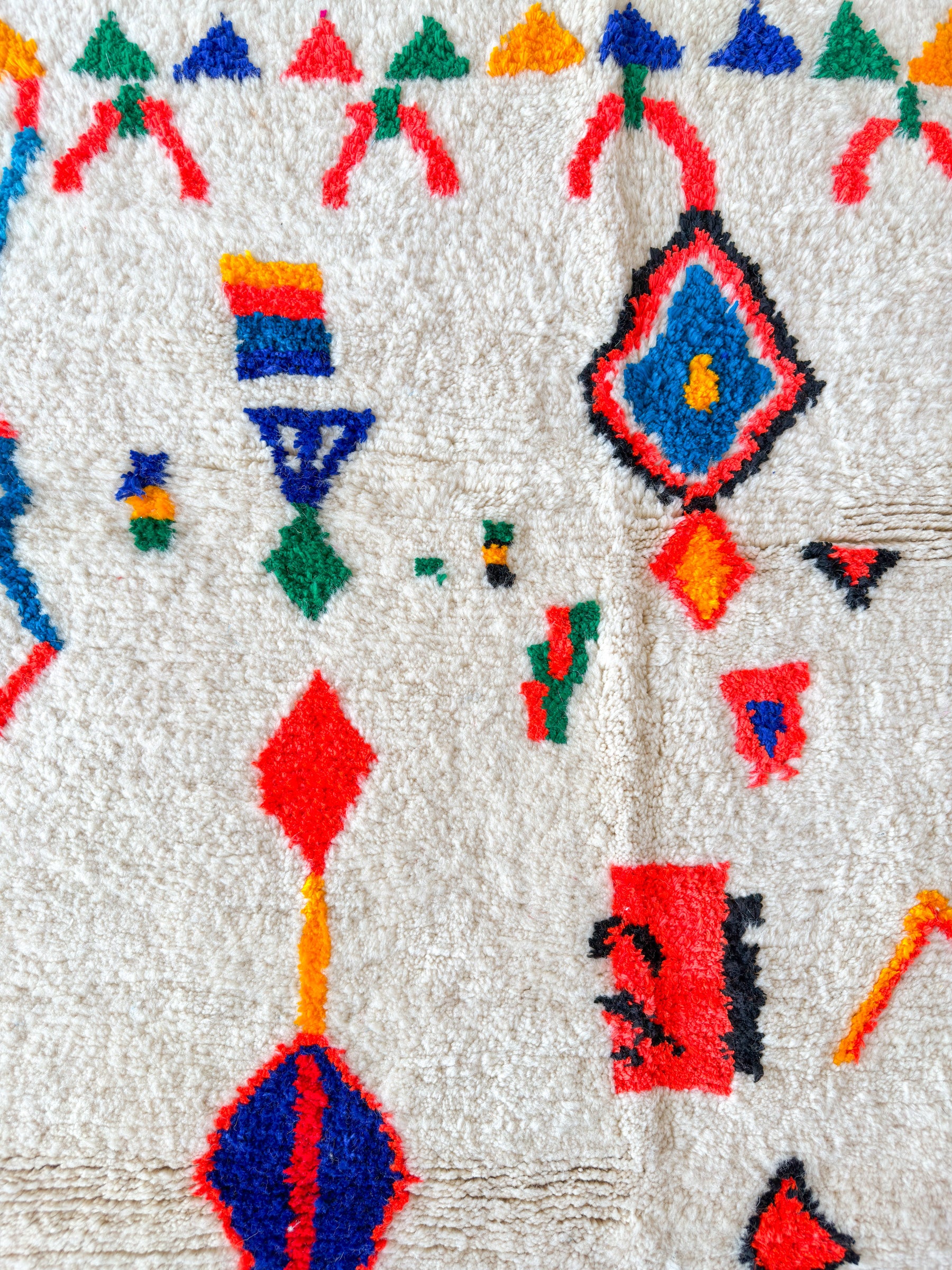 Colorful Berber carpet - n°1506