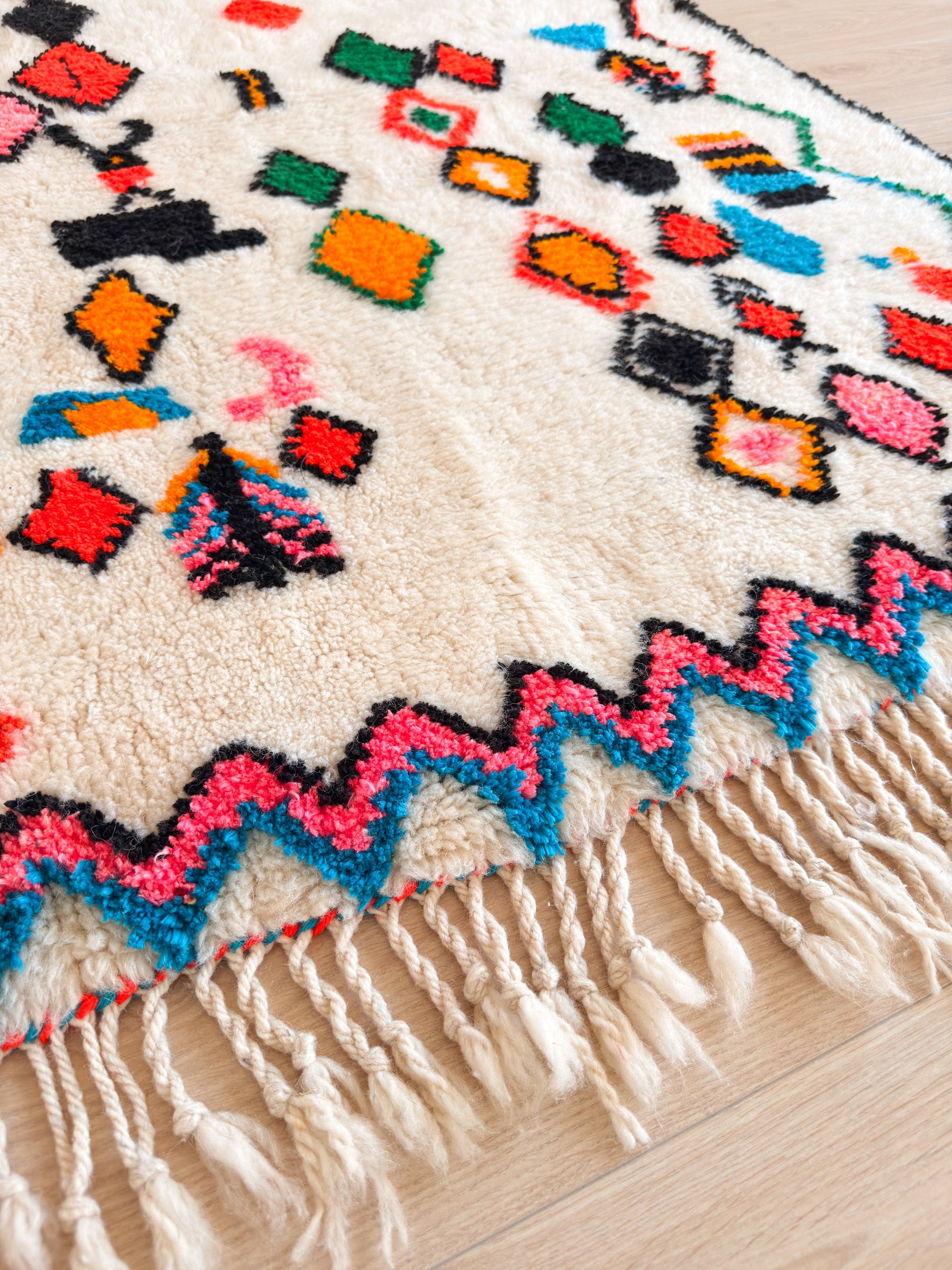 Colorful Berber rug 105 x 174 cm - No. 2453