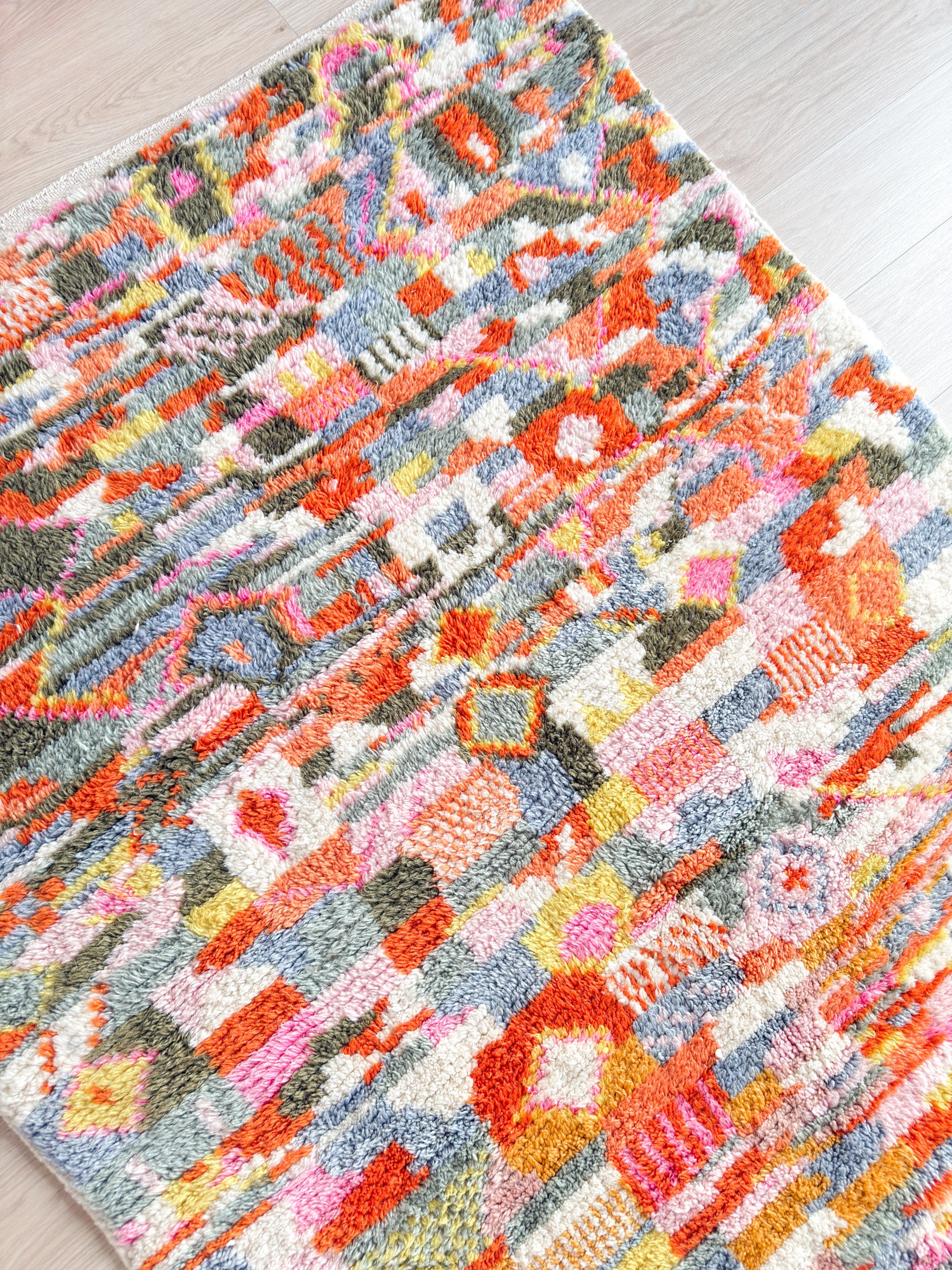 Colorful Berber rug 148 x 251 cm - No. 2365