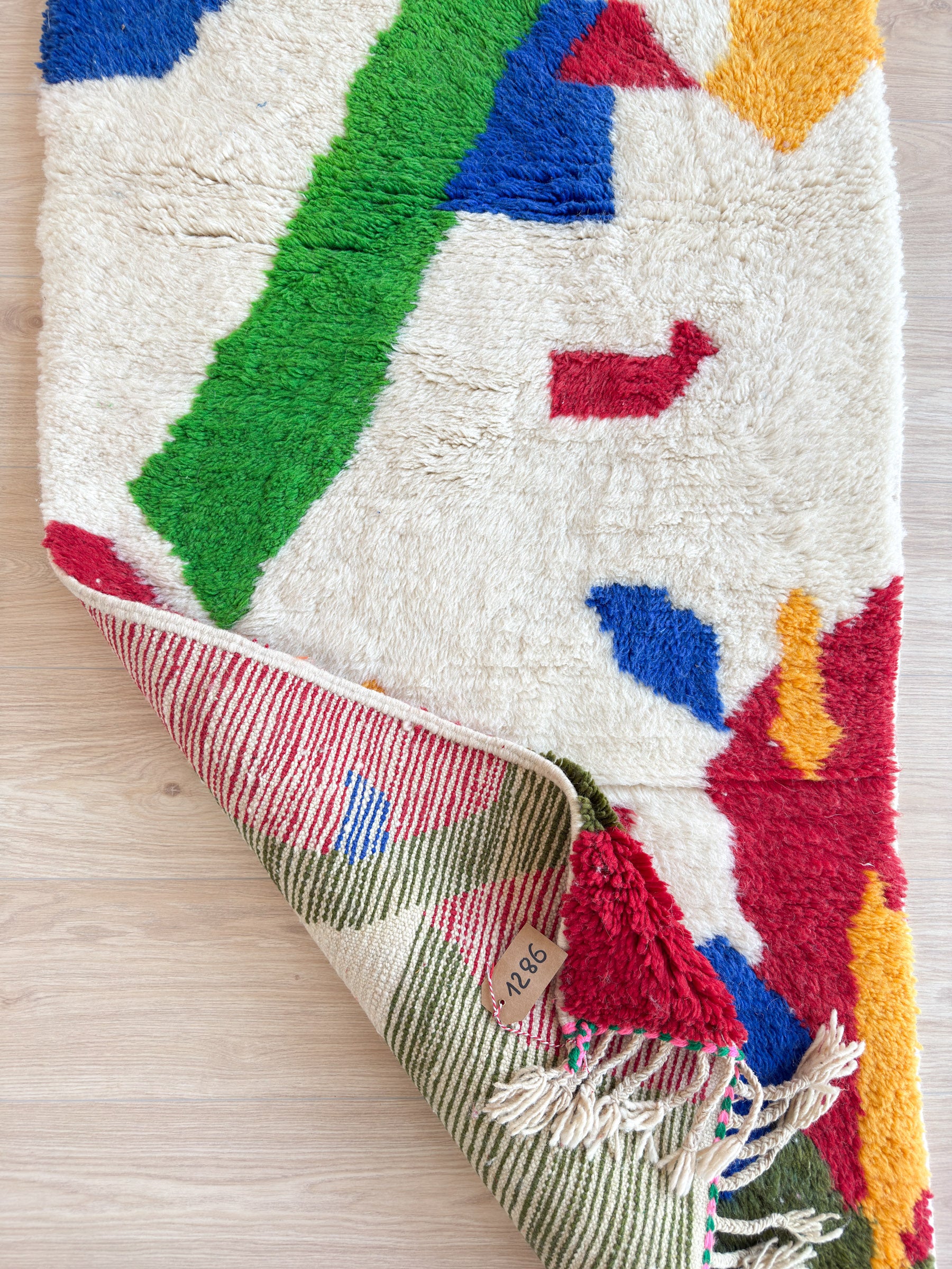 Colorful Moroccan Runner Rug 81 x 260 cm / 2.7 x 8.5 ft - n°1286