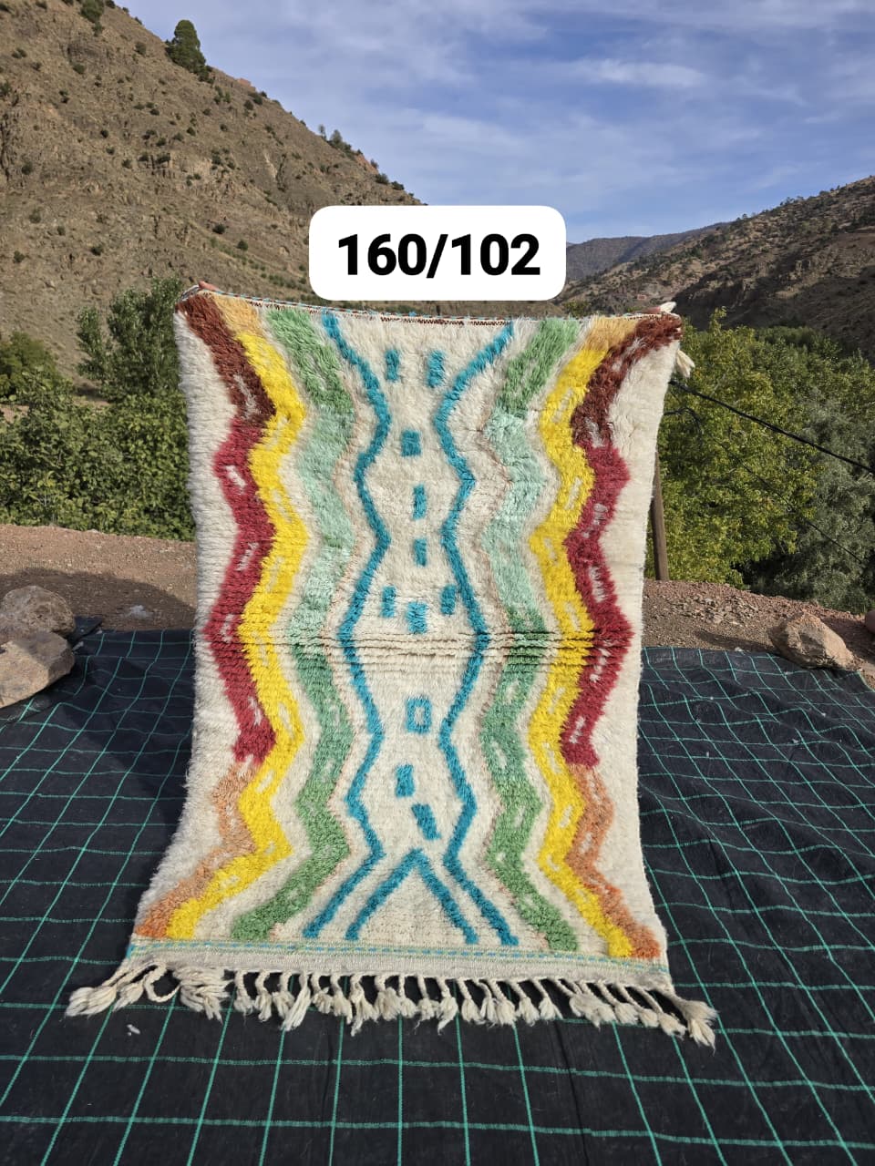 Värikkäät berberimatto 103 x 177 cm - n°2532