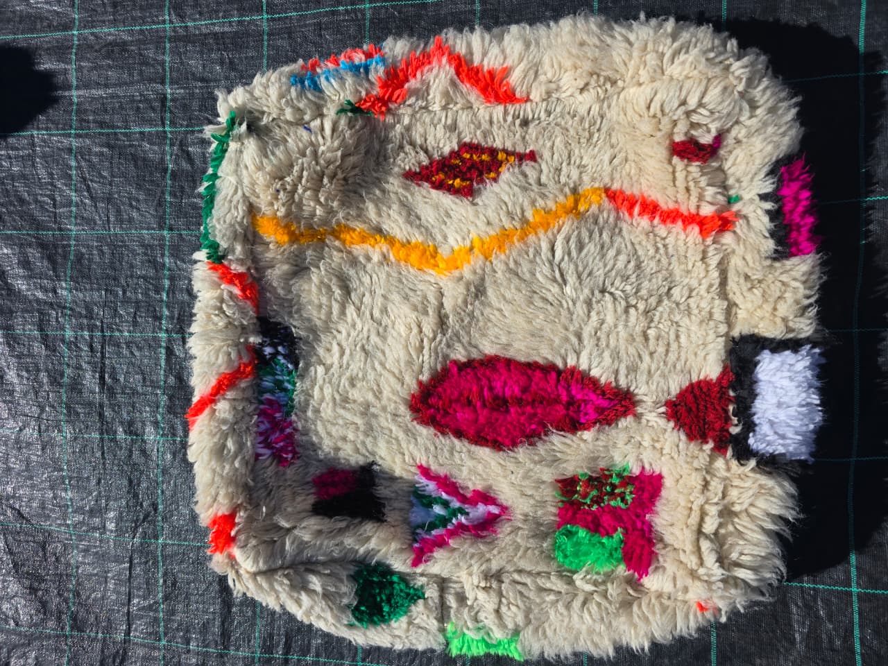 Marokkolainen Rahi, värillinen berberirahi - 60 x 60 cm - n°128