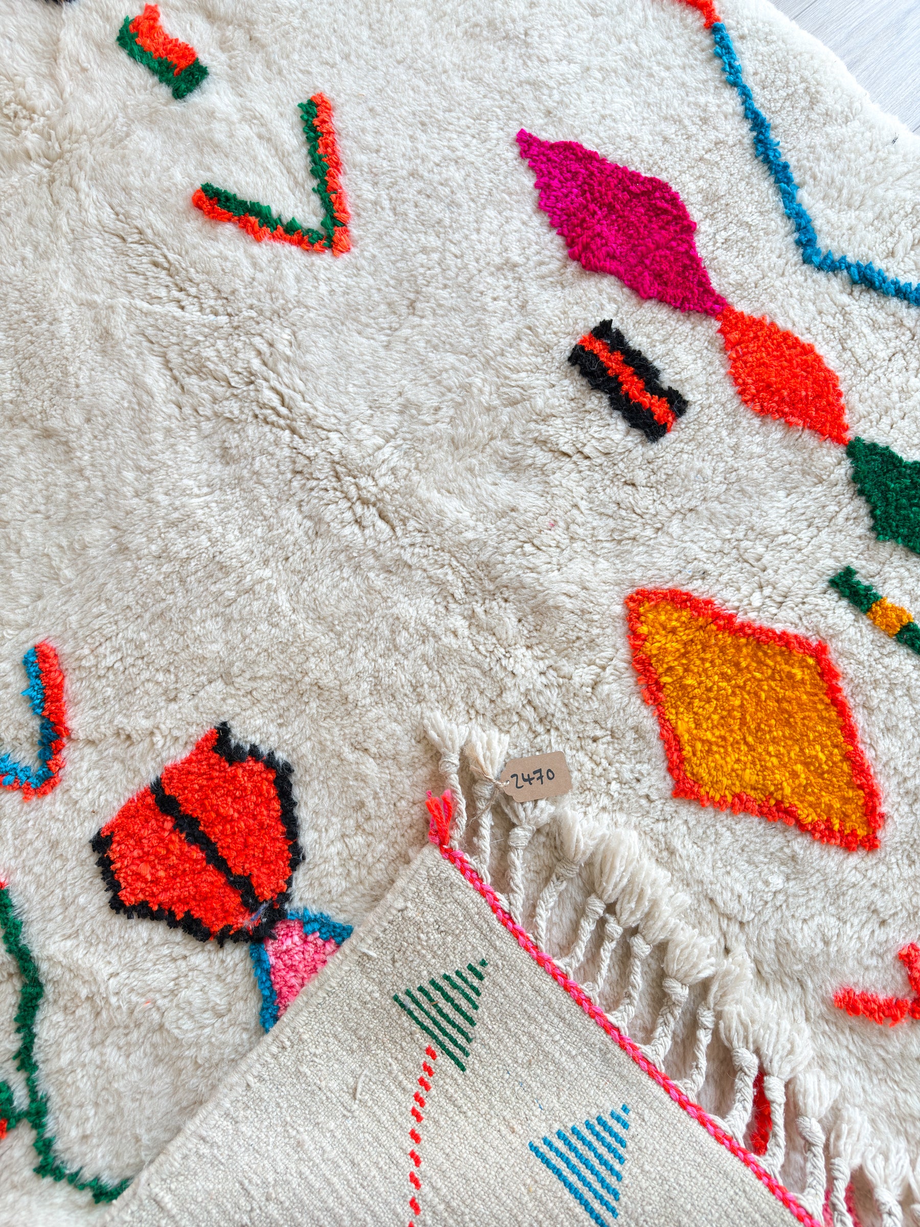 Colorful Berber rug 142 x 225 cm - No. 2470