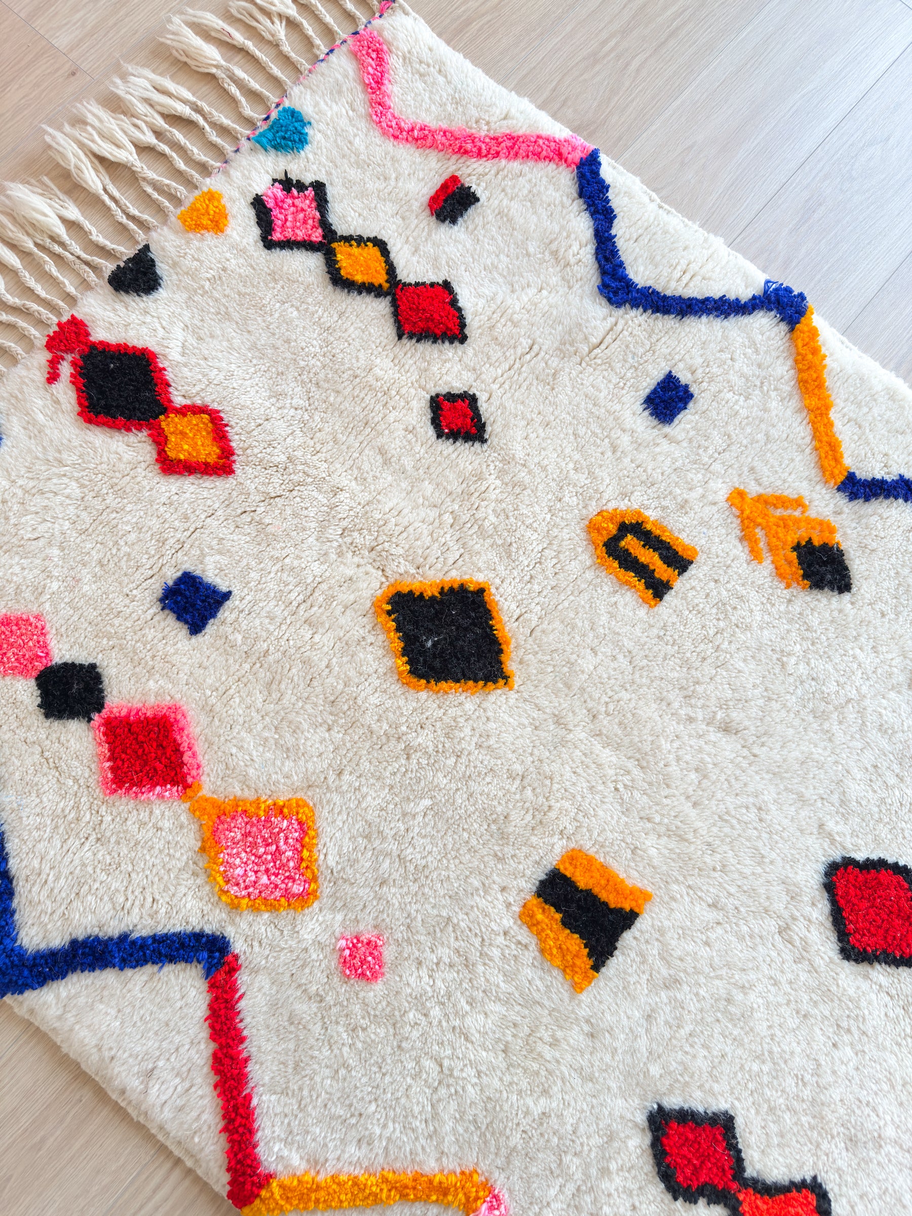 Colorful Berber rug 126 x 203 cm - No. 2482