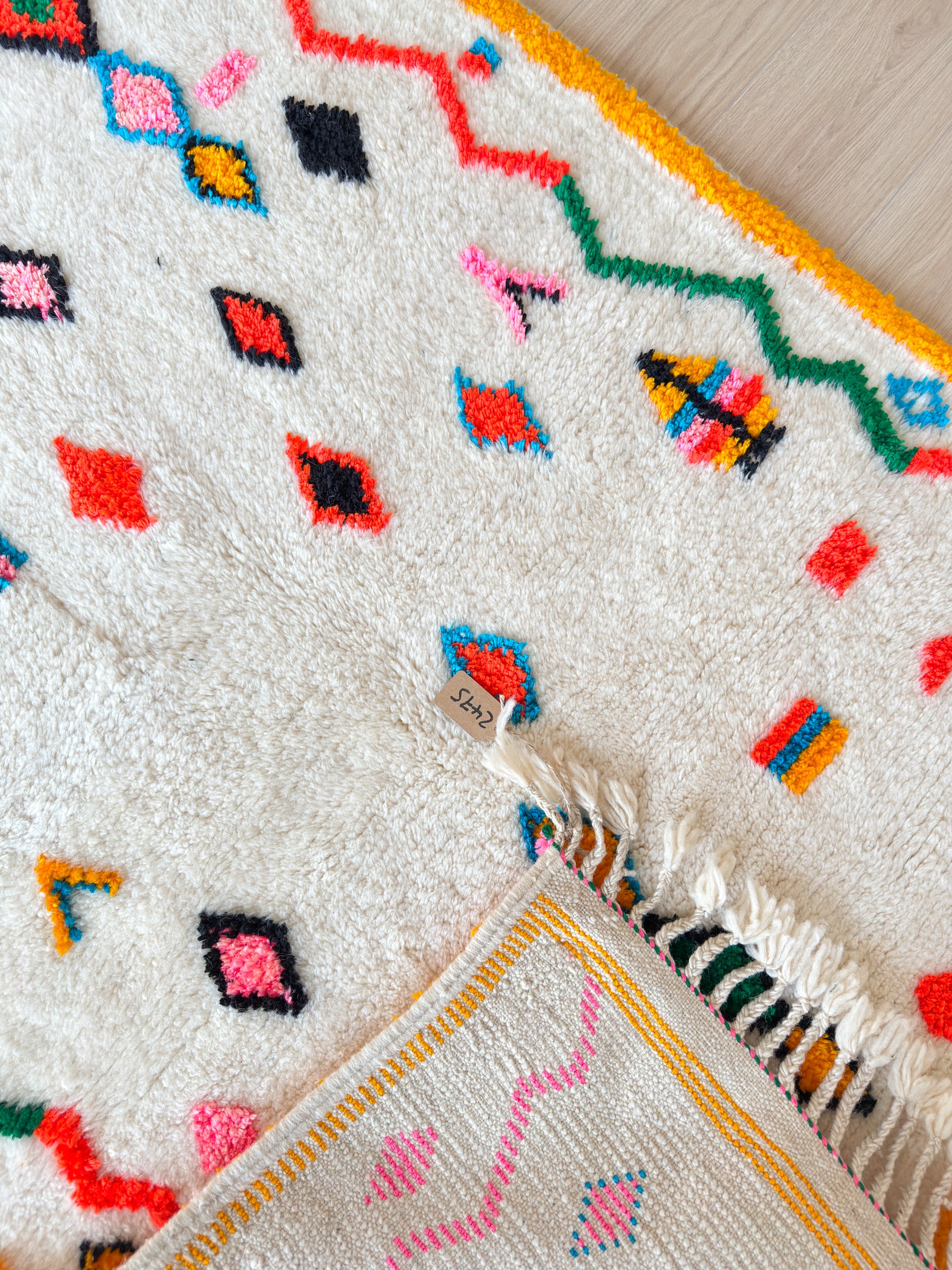 Colorful Berber rug 121 x 194 cm - No. 2475