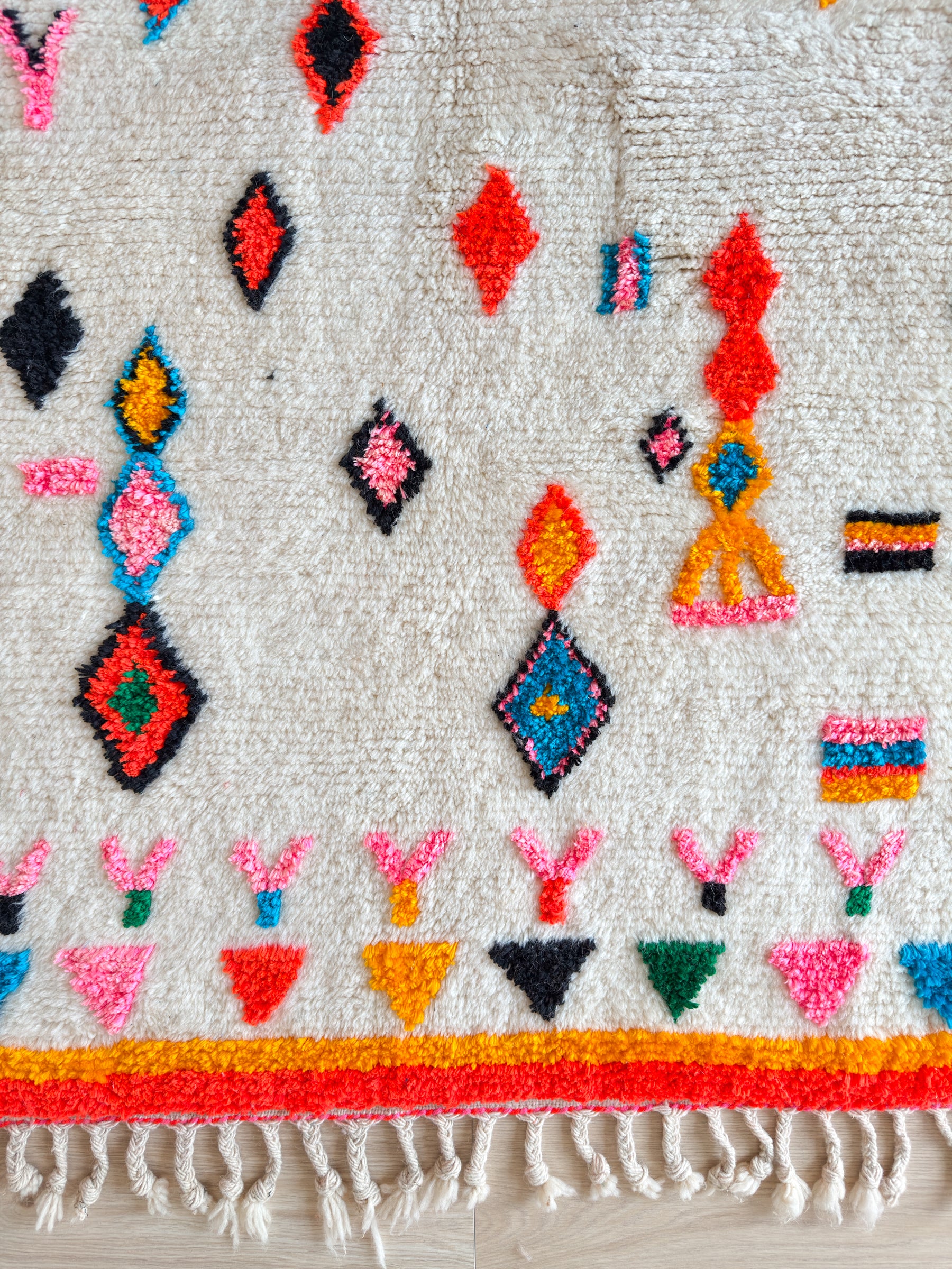 Colorful Berber rug 121 x 194 cm - No. 2475